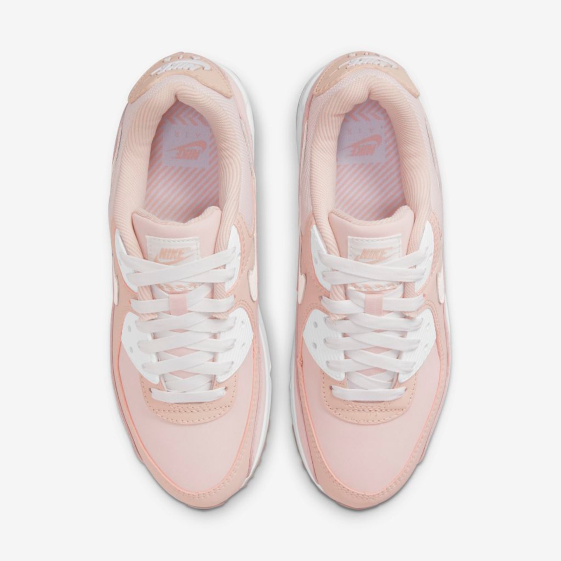 Tênis Nike Air Max 90 Feminino - Foto 4