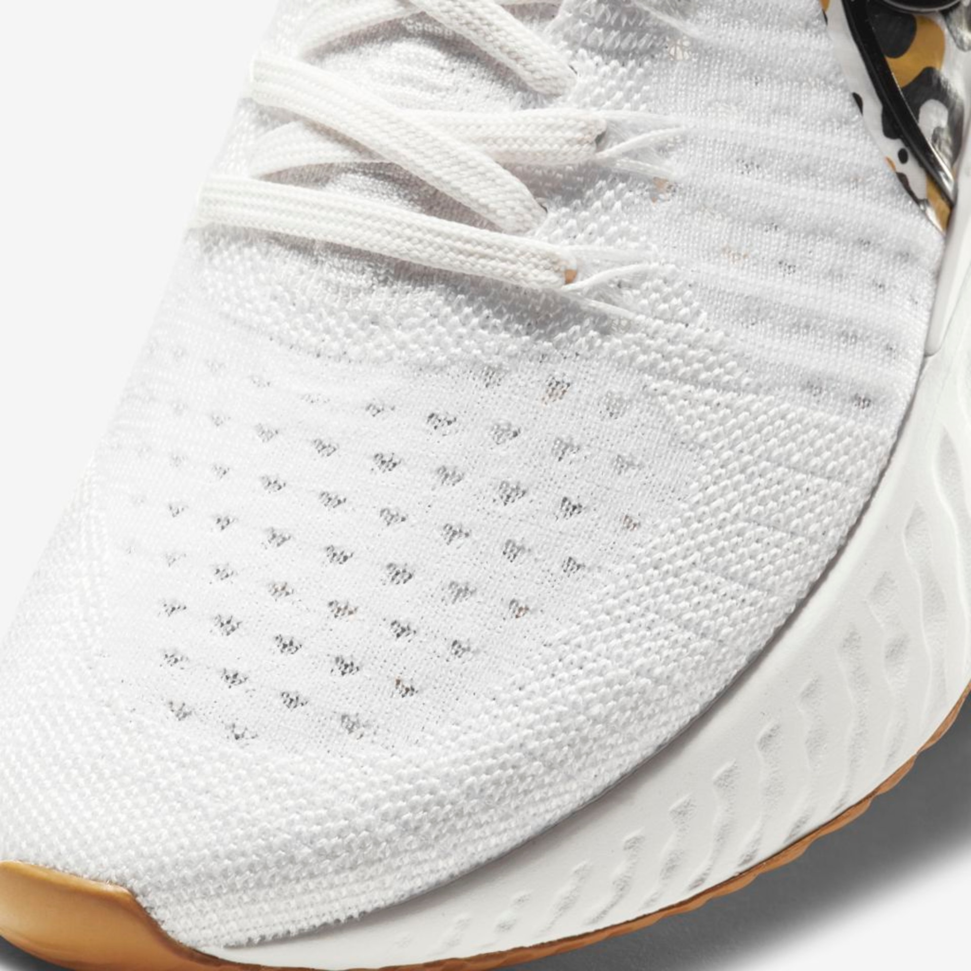 Tênis Nike React Infinity Run Flyknit 2 Feminino - Foto 7