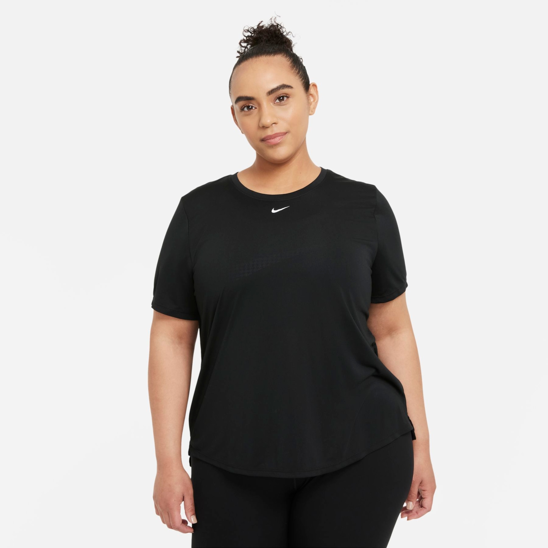 Plus Size - Calça Nike Sportswear Essential Feminina