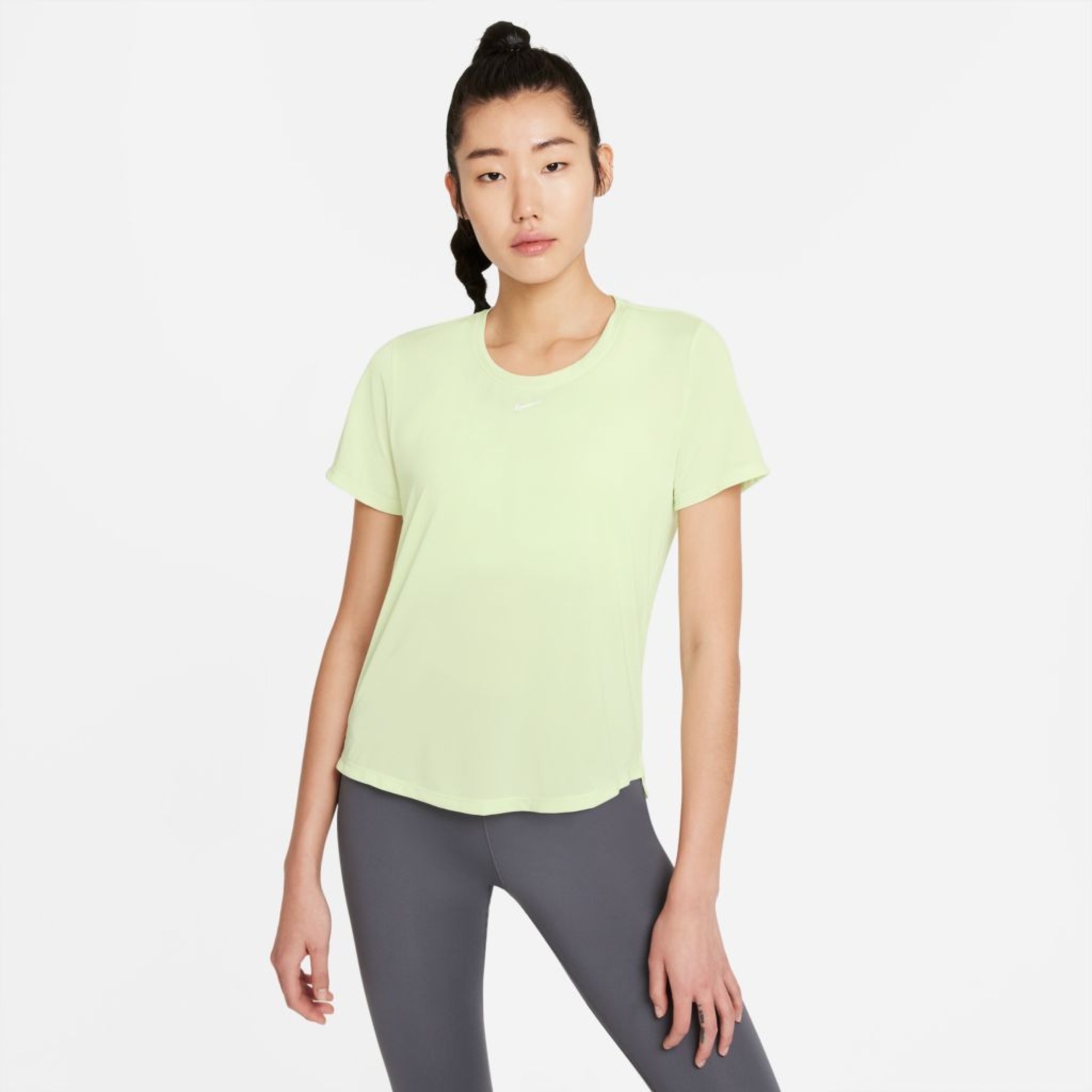 Plus Size - Camiseta Nike Dri-FIT One Feminina - Foto 1