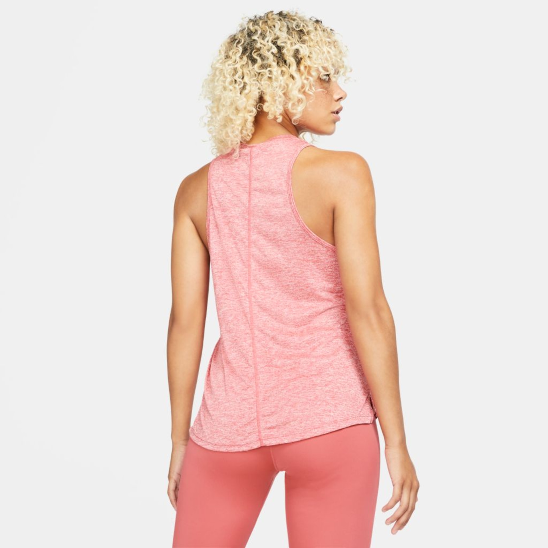 Plus Size - Regata Nike Dri FIT One Feminina - Foto 2