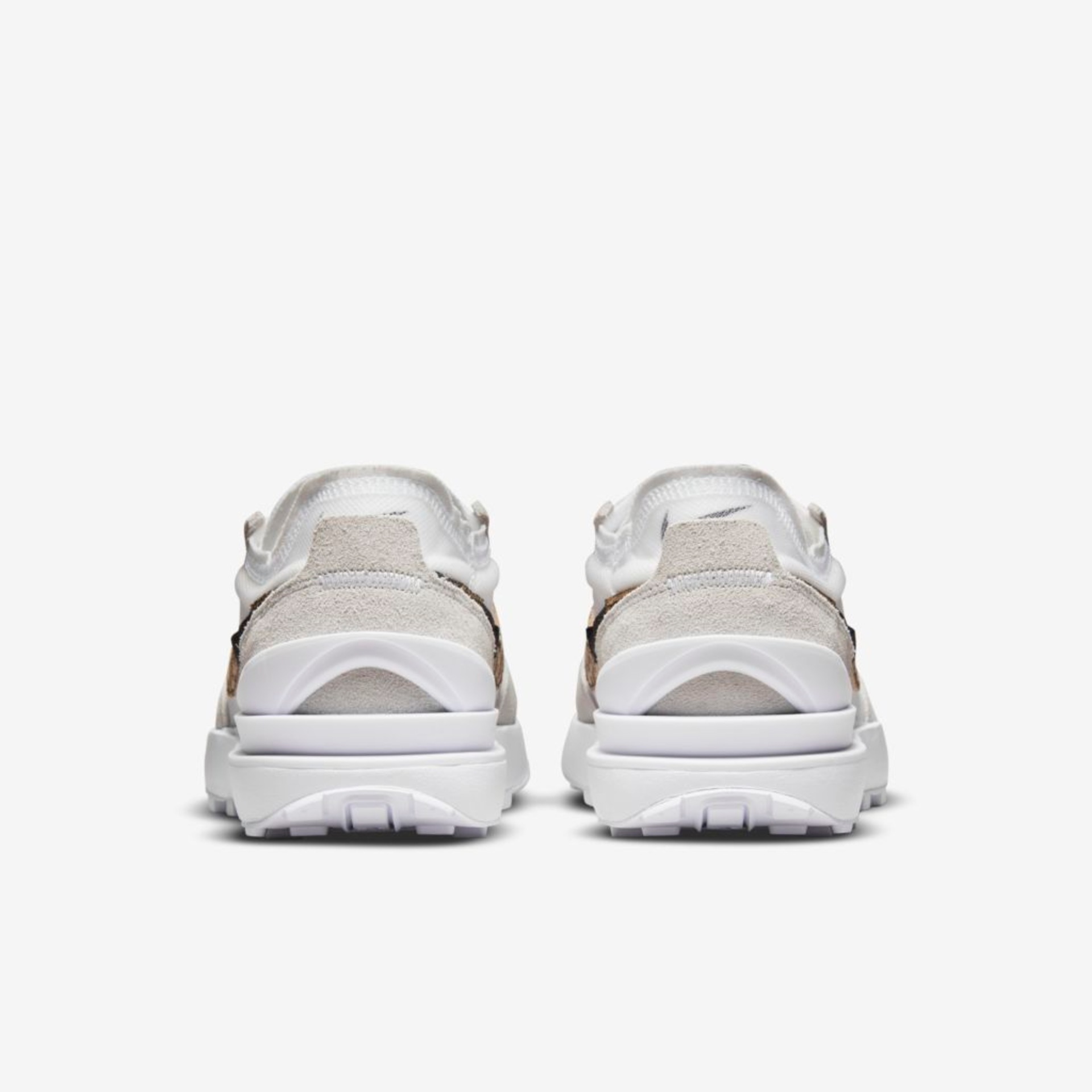 Tênis Nike Sportswear Waffle One SE Feminino - Foto 6