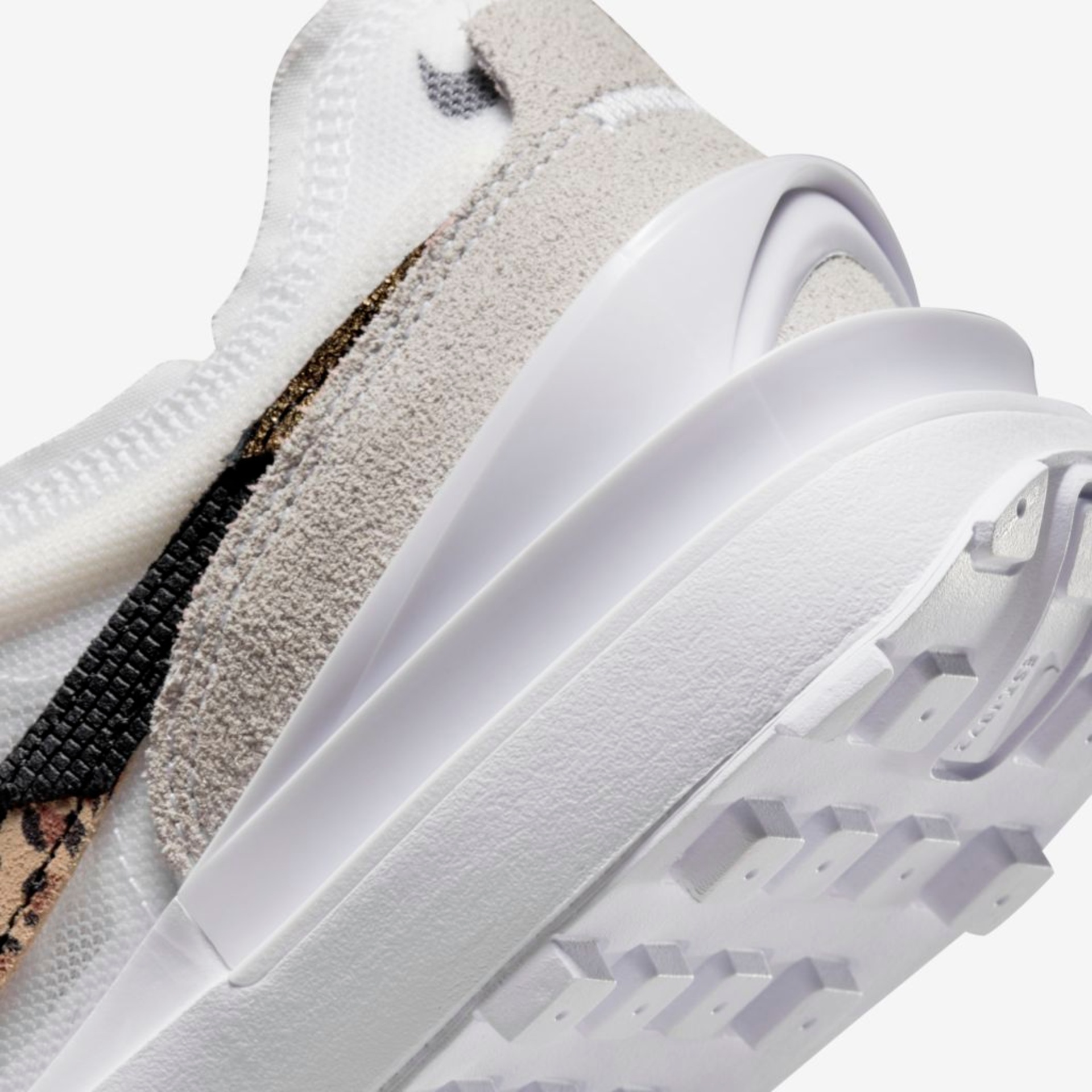 Tênis Nike Sportswear Waffle One SE Feminino - Foto 8