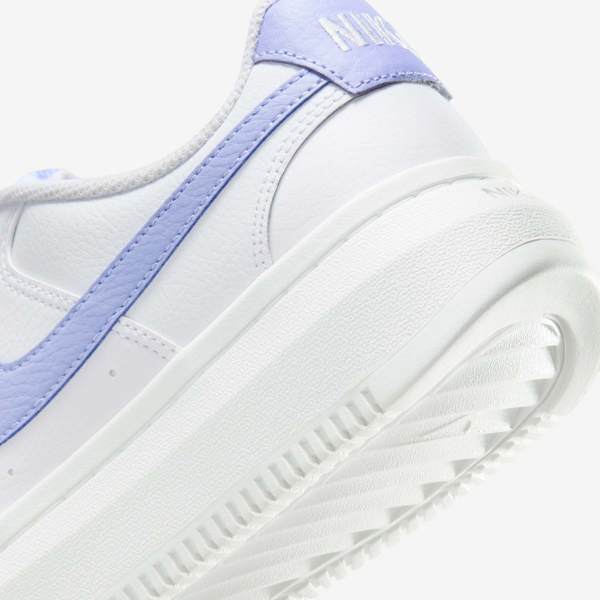 Tênis Nike Court Vision Alta Feminino - Foto 8