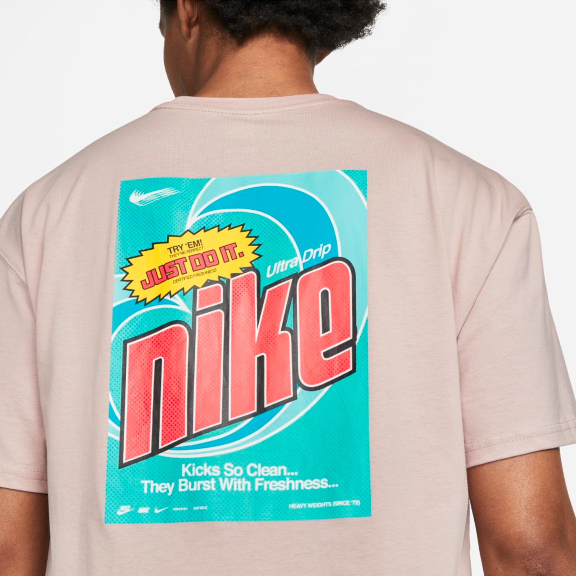 Camiseta Nike Sportswear Masculina - Foto 4
