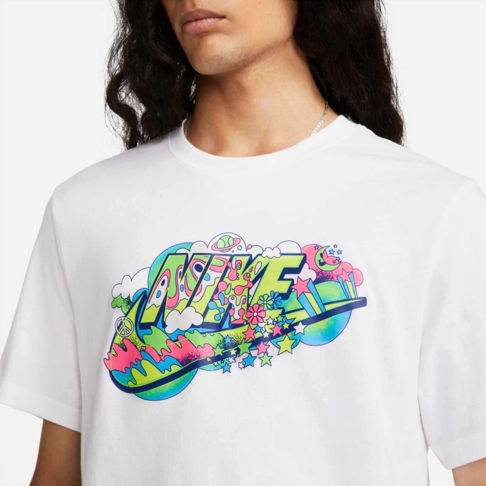 Camiseta Nike Sportswear Masculina - Foto 3