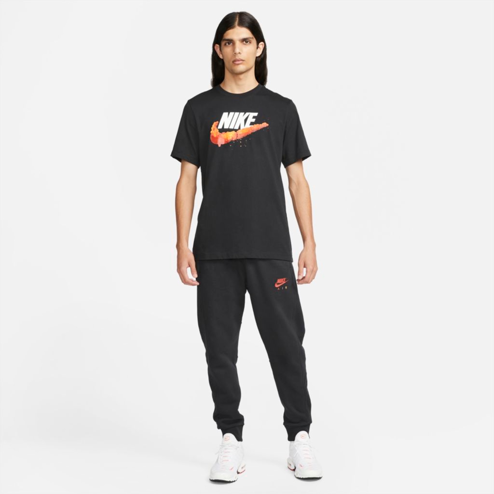 Camiseta Nike Sportswear Masculina - Foto 4