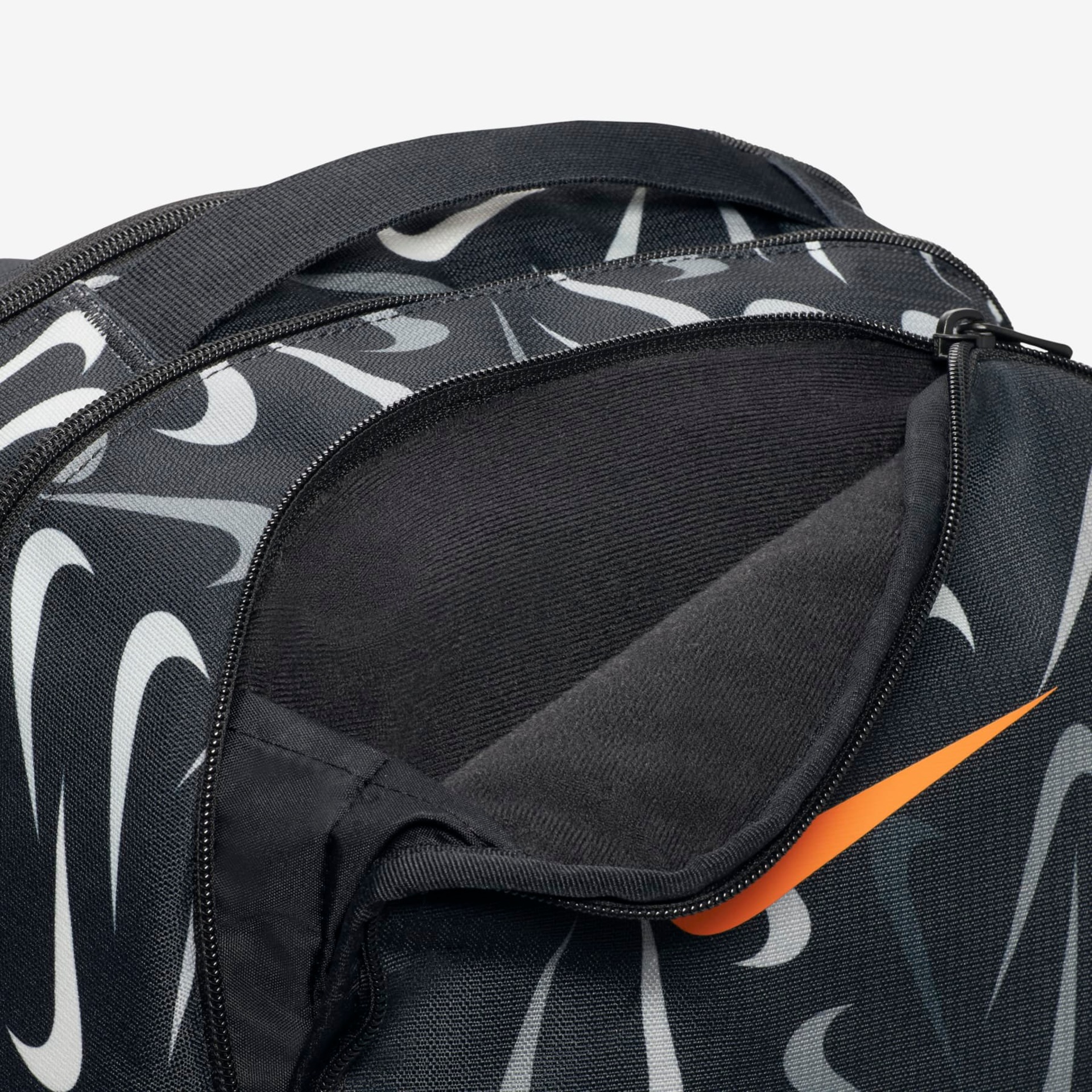 Mochila Nike Brasilia 9.5 Unissex - Foto 7