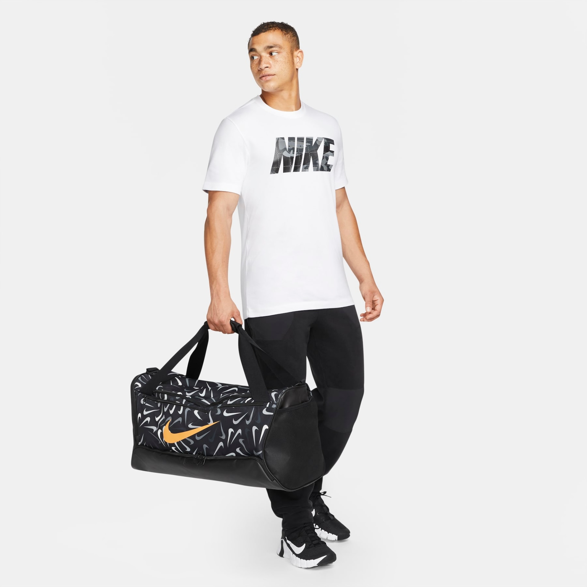 Mochila Nike Brasilia 9.5 Unissex - Foto 11