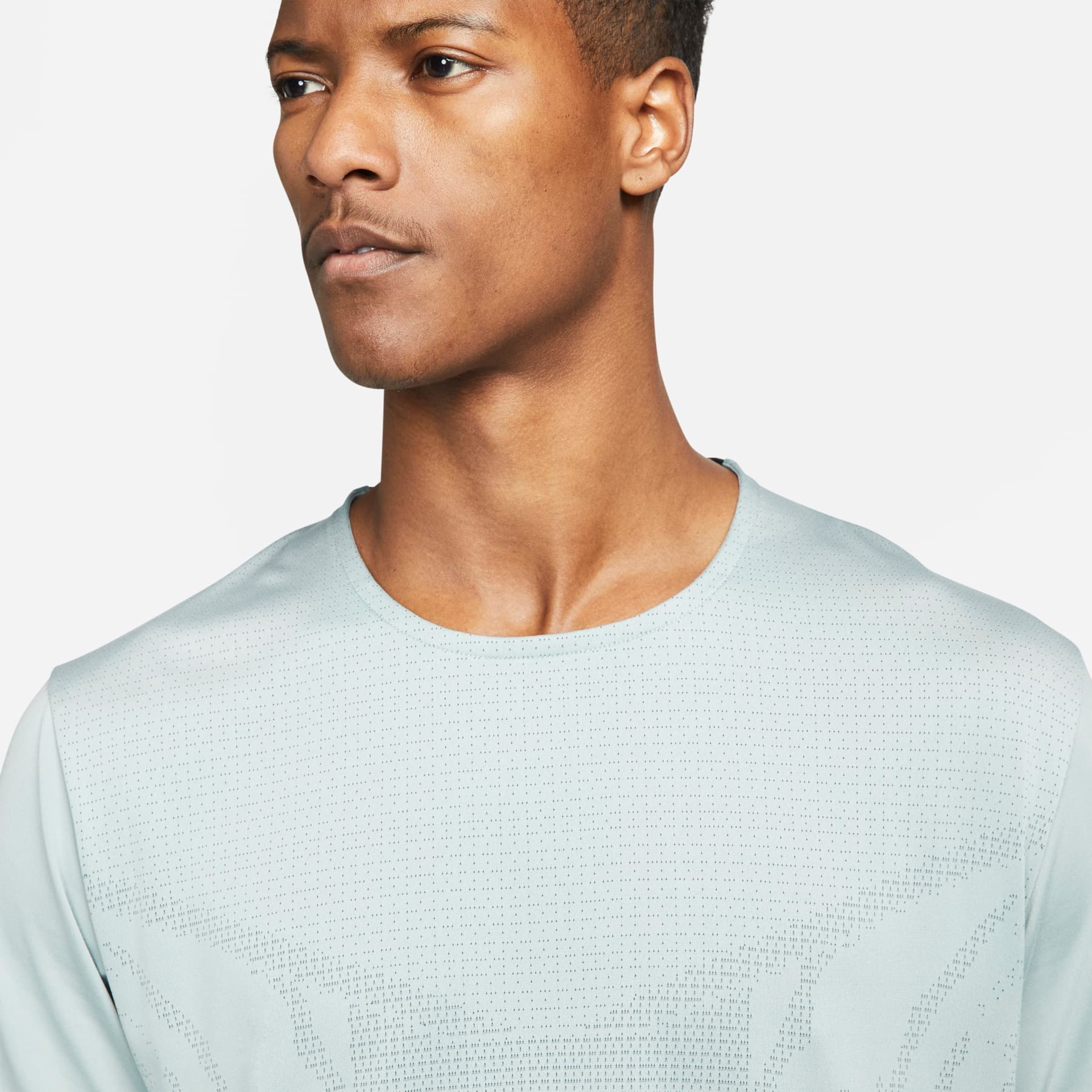 Camiseta Nike Dri-FIT Rise 365 Masculina - Foto 3
