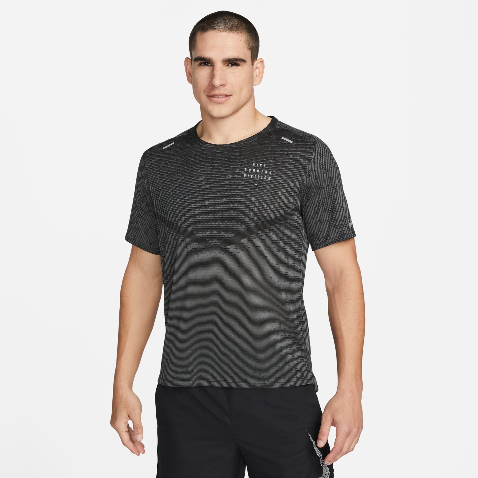 Camiseta Nike Dri-FIT ADV Run Masculina - Foto 1