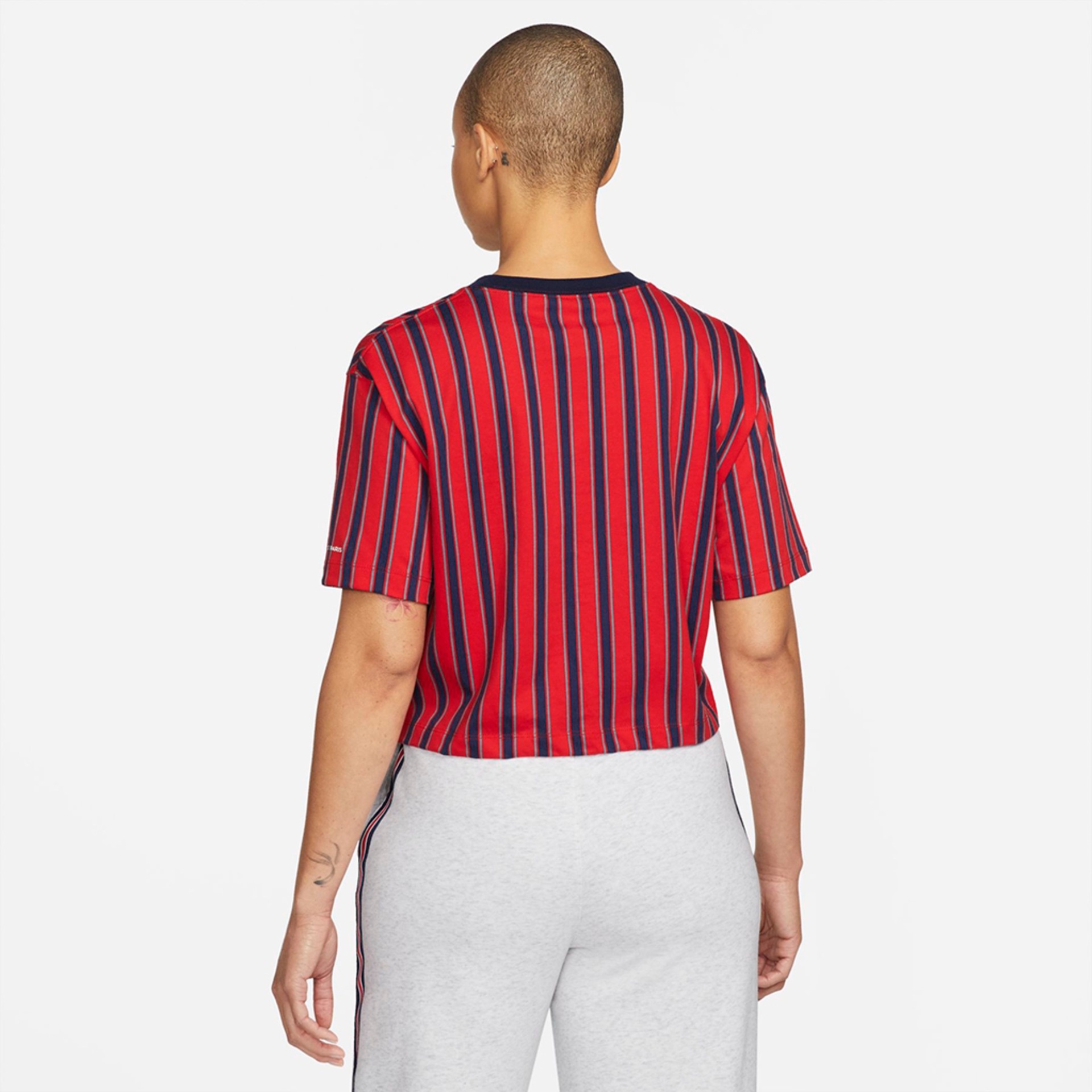 Camiseta Jordan Paris Saint-Germain Feminina - Foto 2