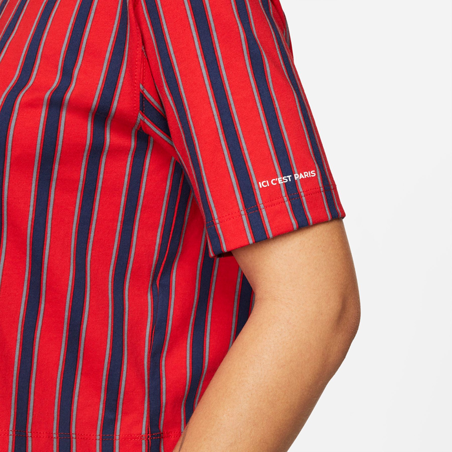 Camiseta Jordan Paris Saint-Germain Feminina - Foto 4