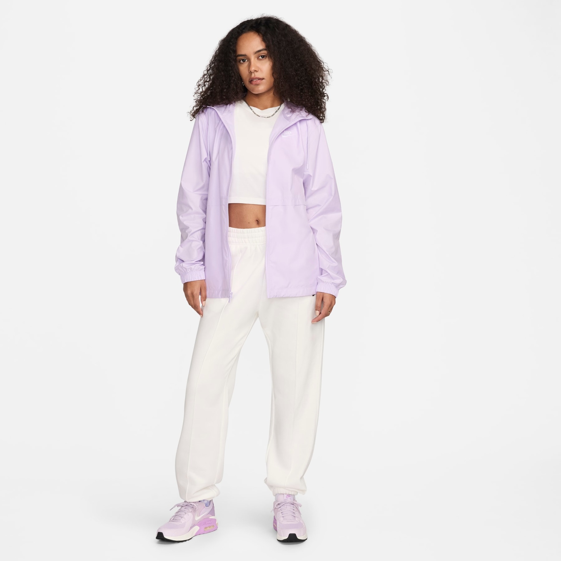 Jaqueta Nike Sportswear Essential Repel Feminina - Foto 8