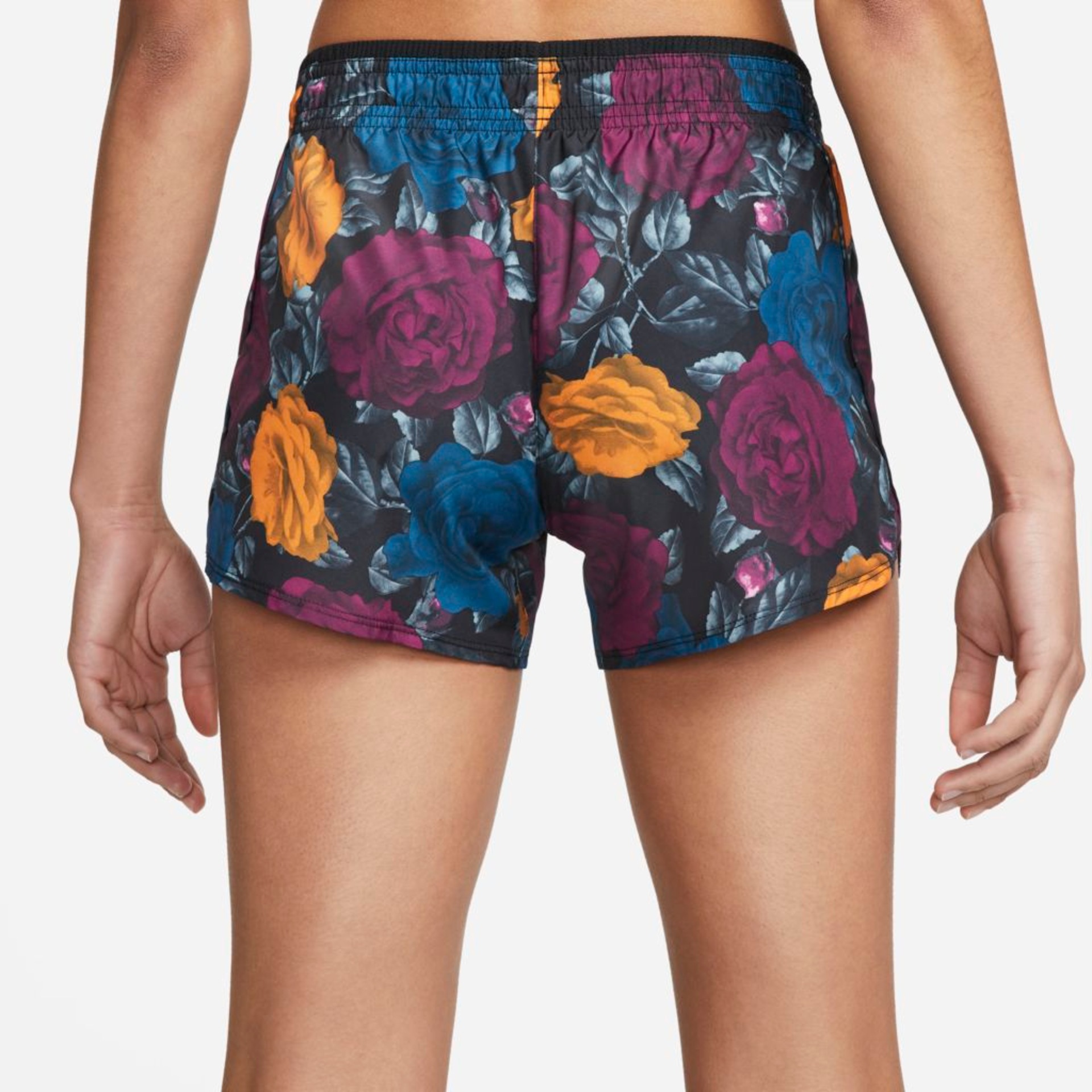Shorts Nike Dri-FIT Icon Clash 10K Feminino - Foto 3