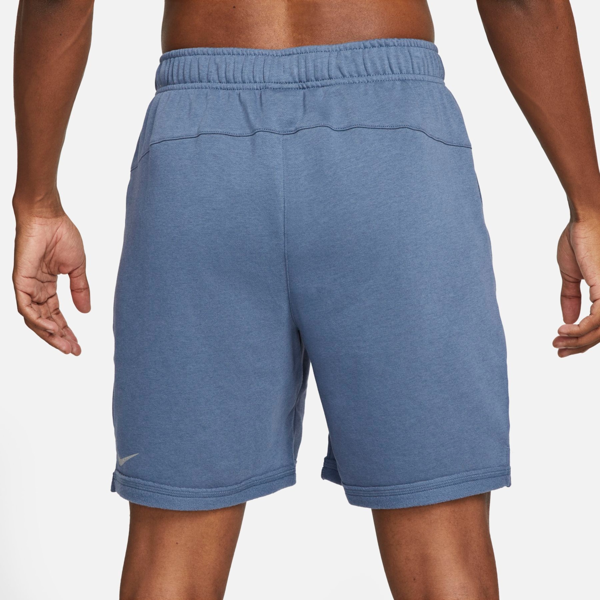 Shorts Nike Yoga Therma-FIT Masculino - Foto 3