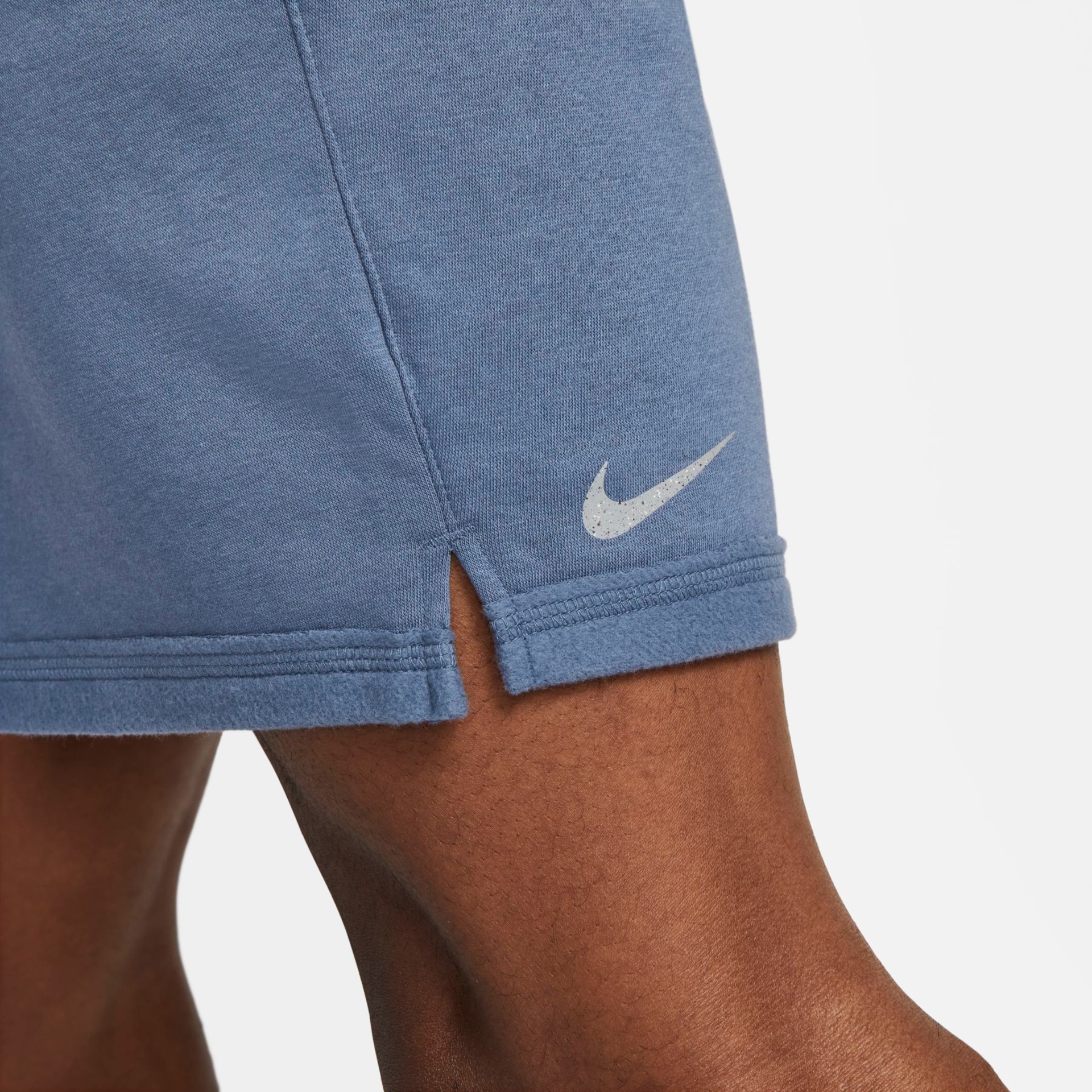 Shorts Nike Yoga Therma-FIT Masculino - Foto 5