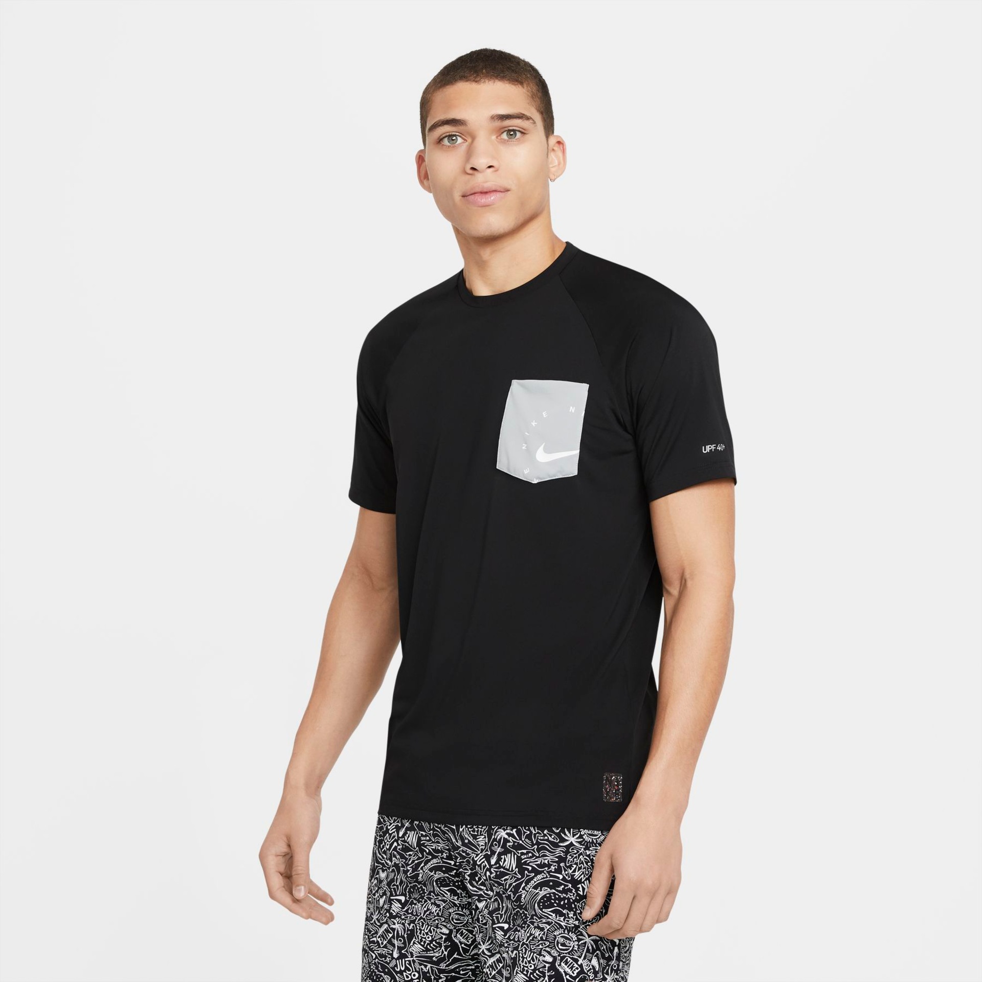 Camiseta Nike Logo Hydroguard UV Masculina - Foto 1