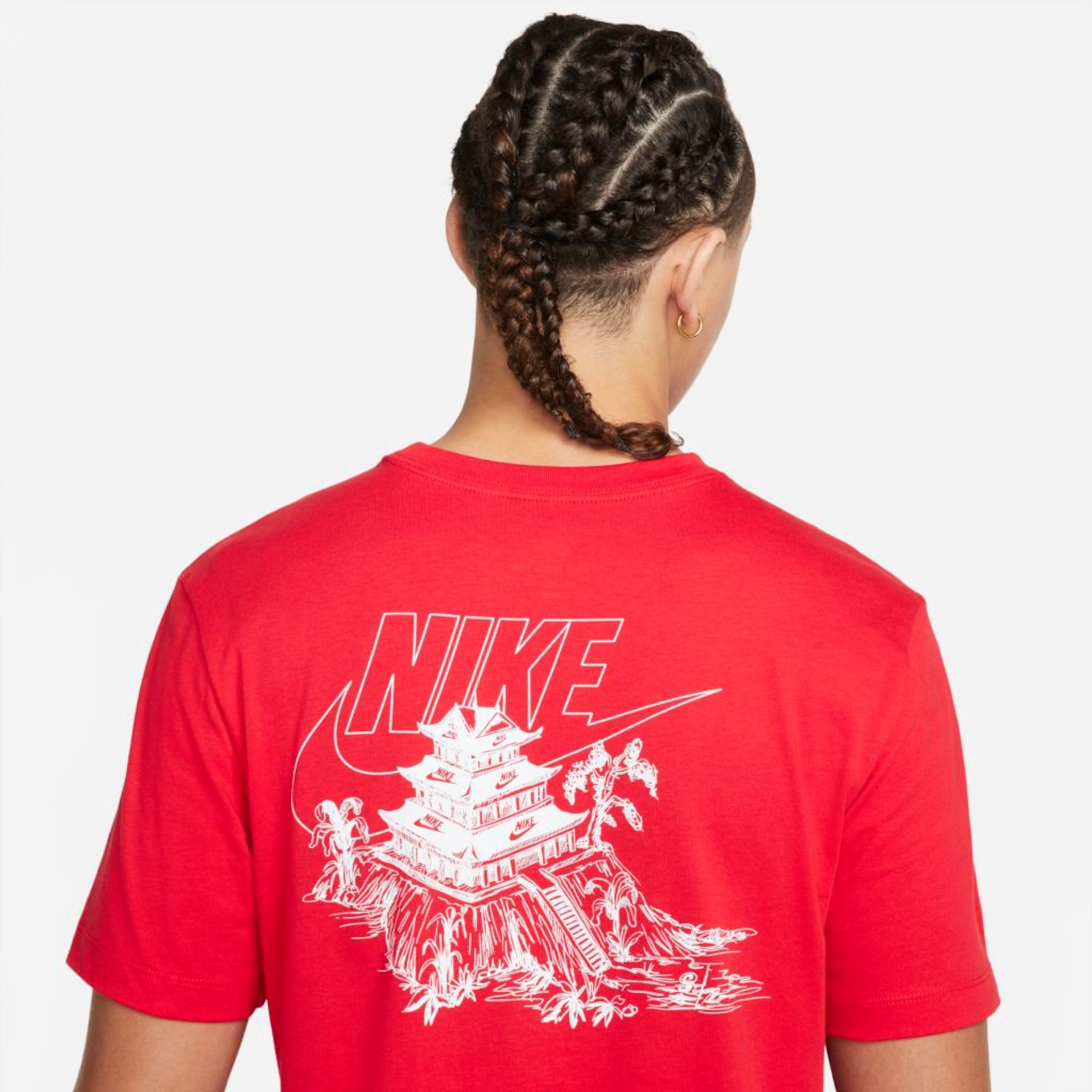 Camiseta Nike Sportswear Masculina - Foto 4