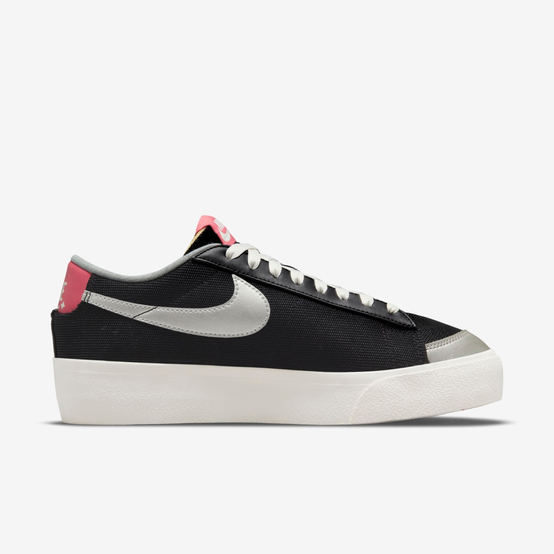Tênis Nike Blazer Low Platform Feminino - Foto 3