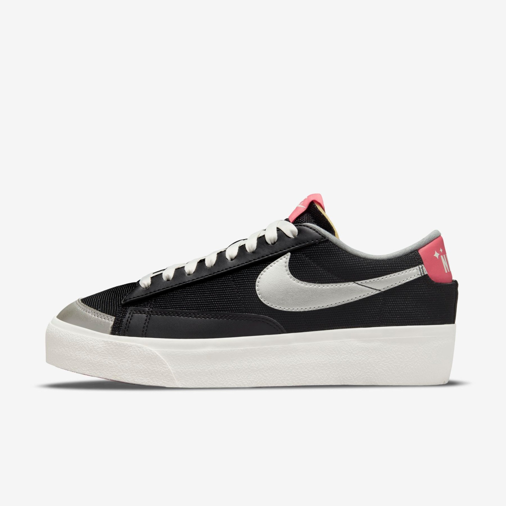 Tênis Nike Blazer Low Platform Feminino - Foto 1
