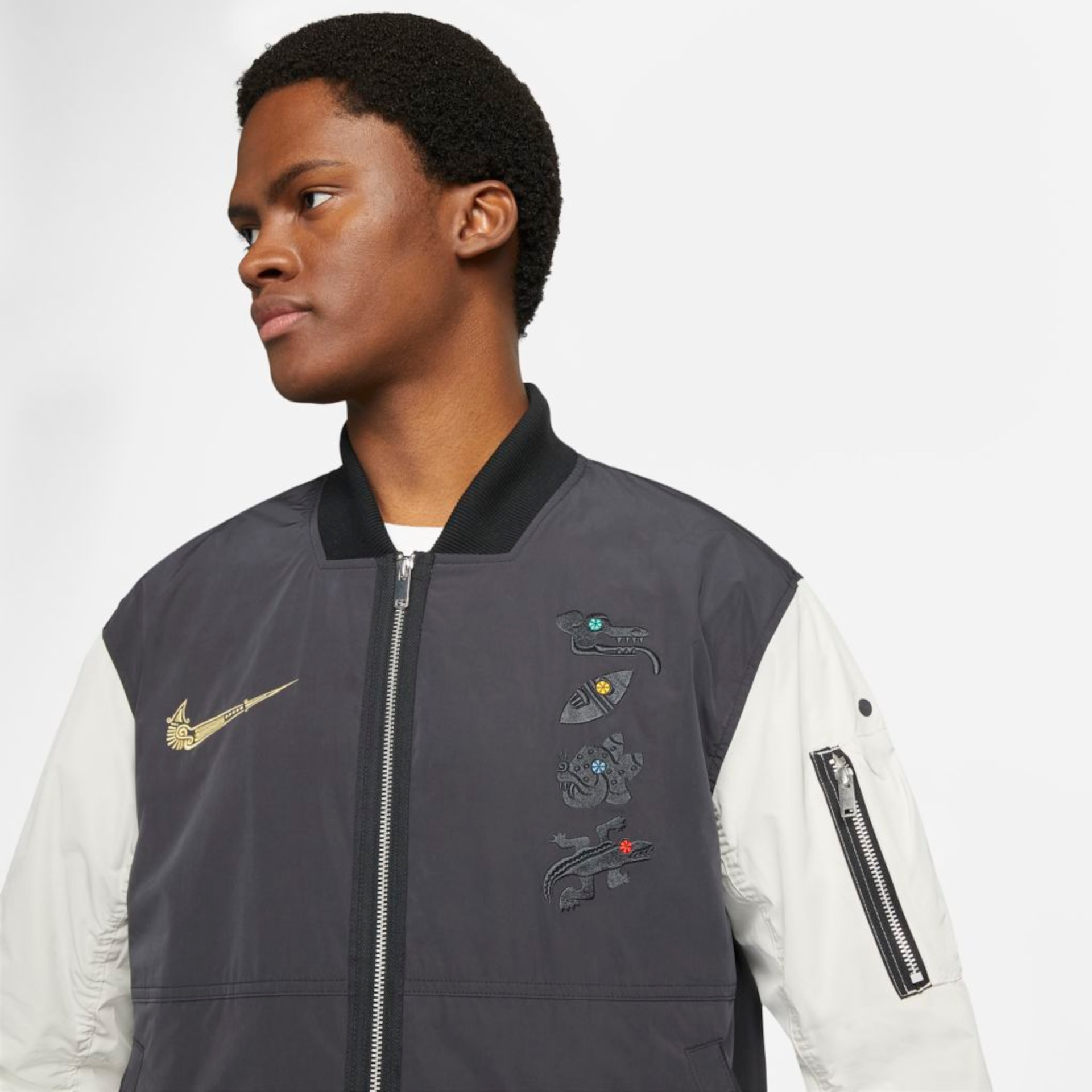 Jaqueta Nike Sportswear Bomber Masculina - Foto 3