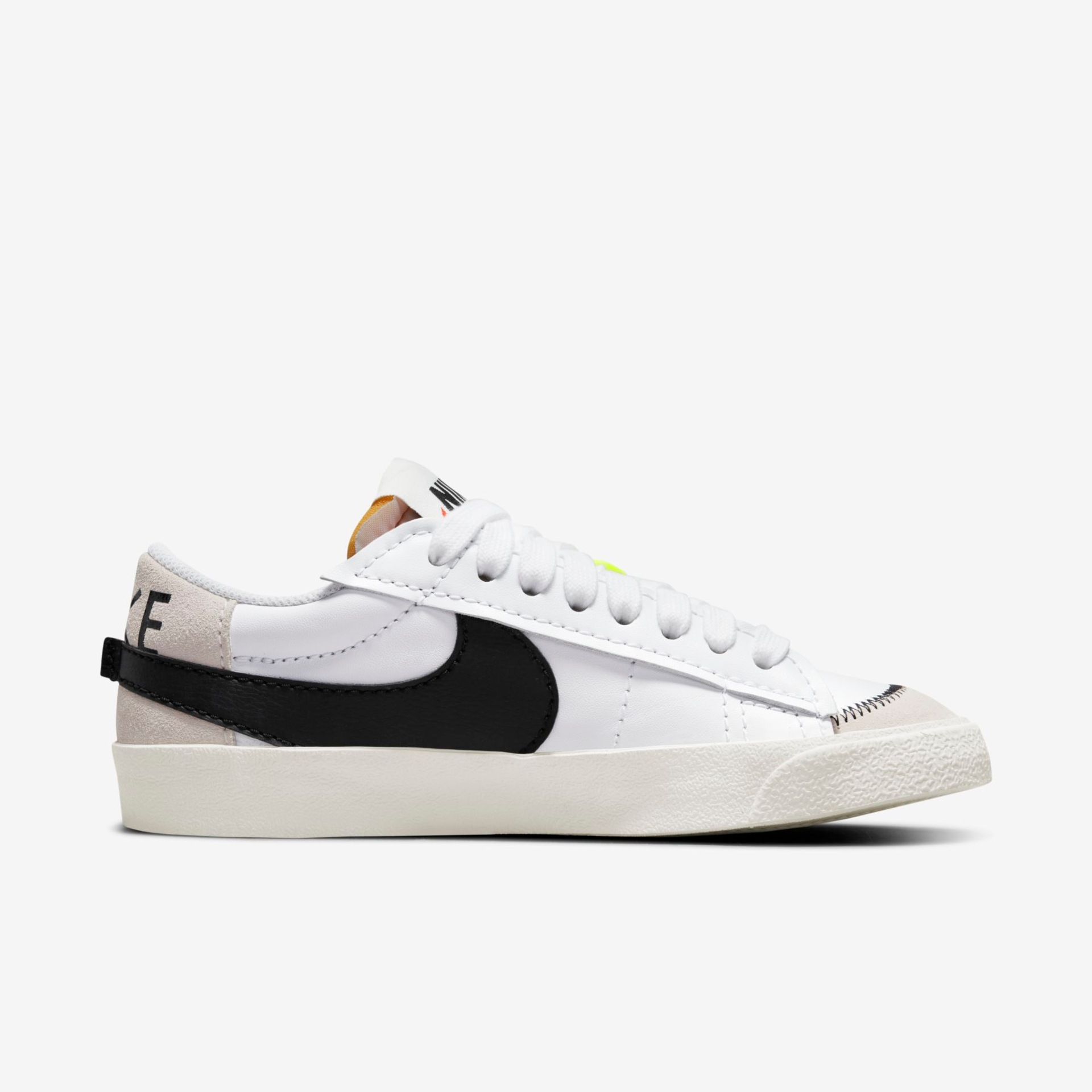 Tênis Nike Blazer Low '77 Jumbo Feminino - Foto 4