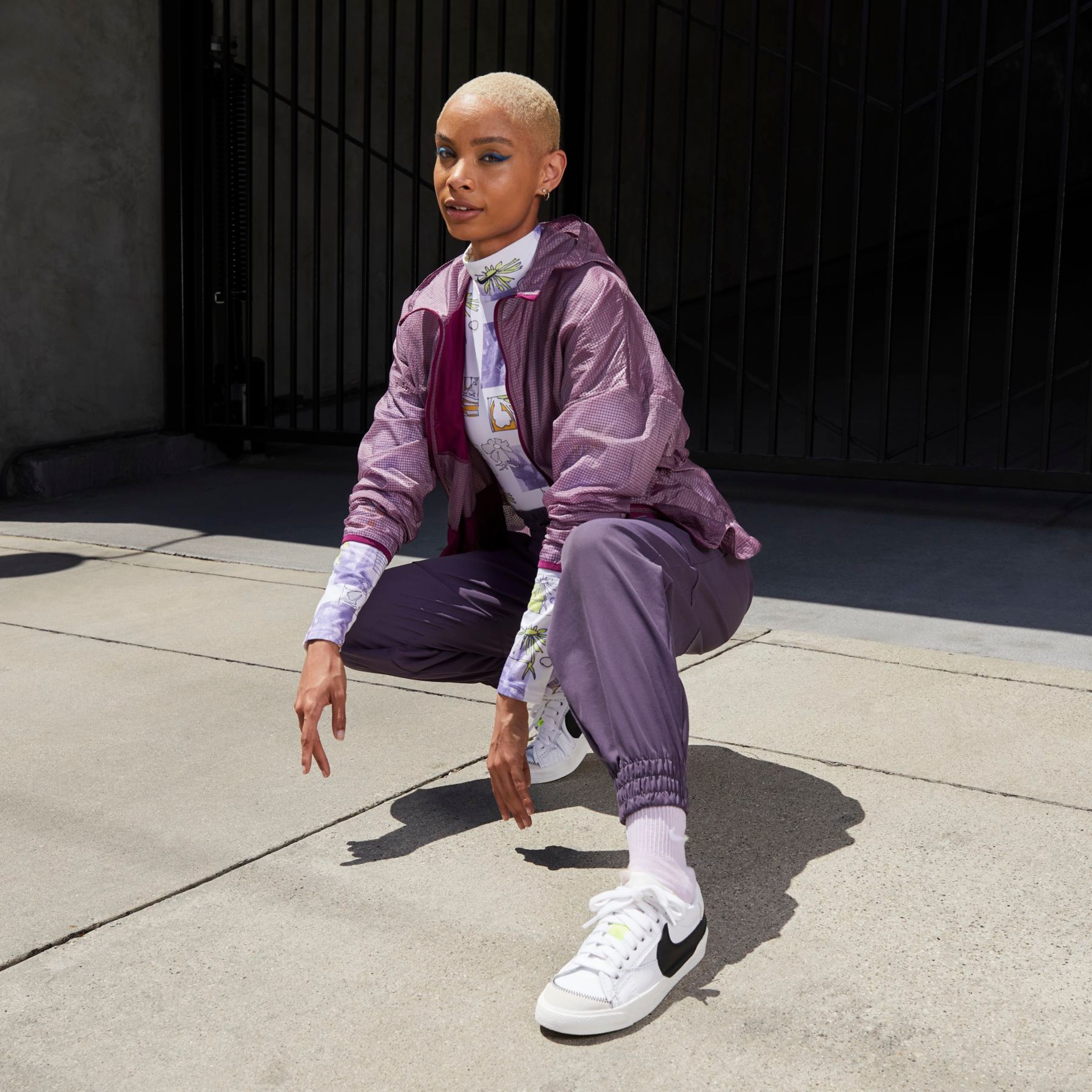 Tênis Nike Blazer Low '77 Jumbo Feminino - Foto 10