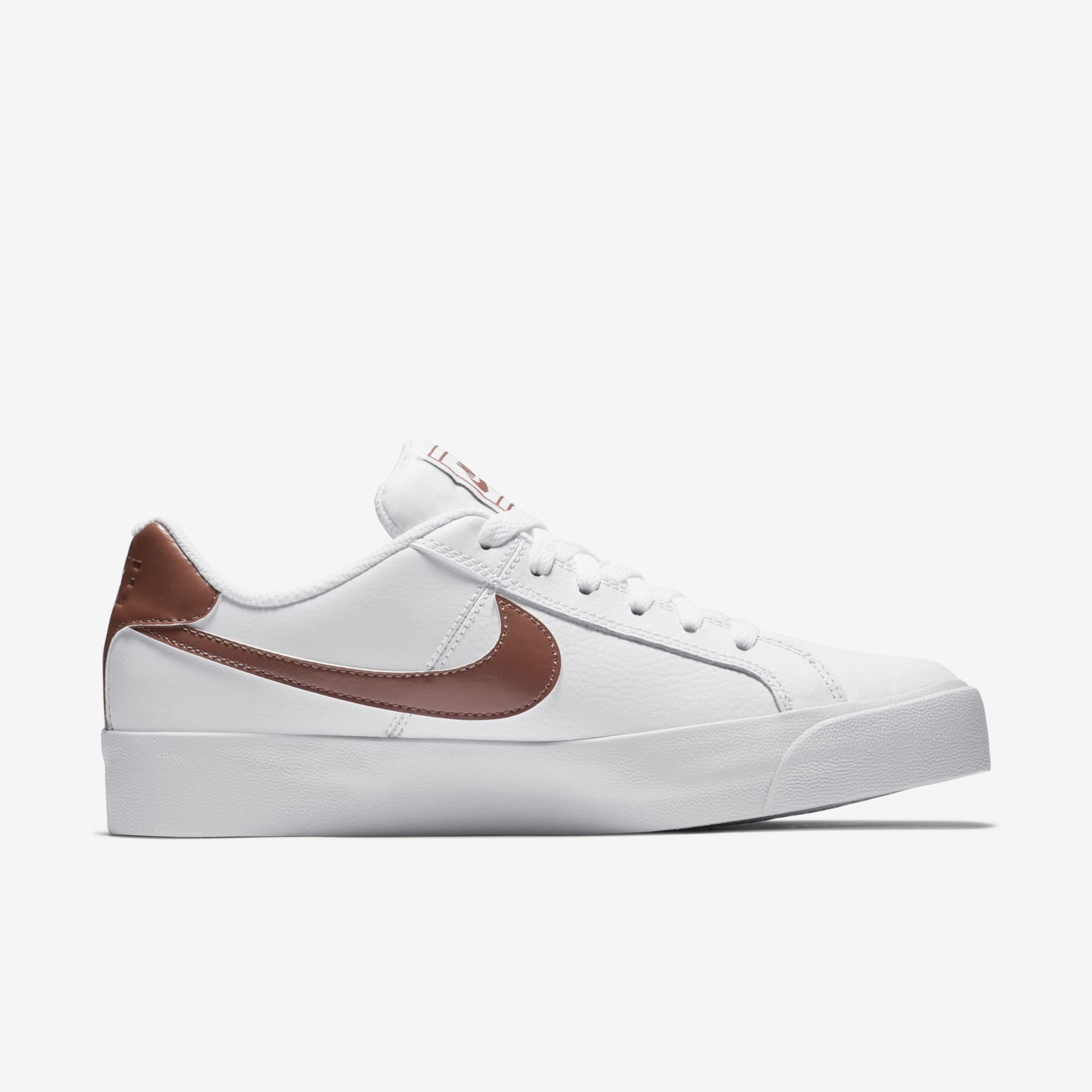 Tênis Nike Court Royale Feminino - Foto 3