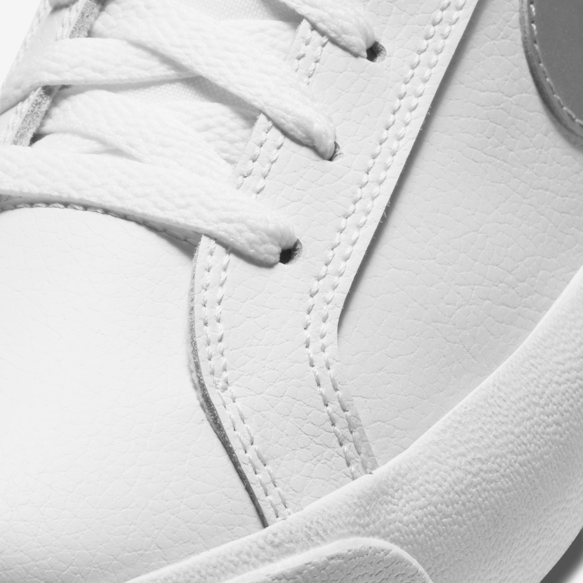 Tênis Nike Court Royale Feminino - Foto 7