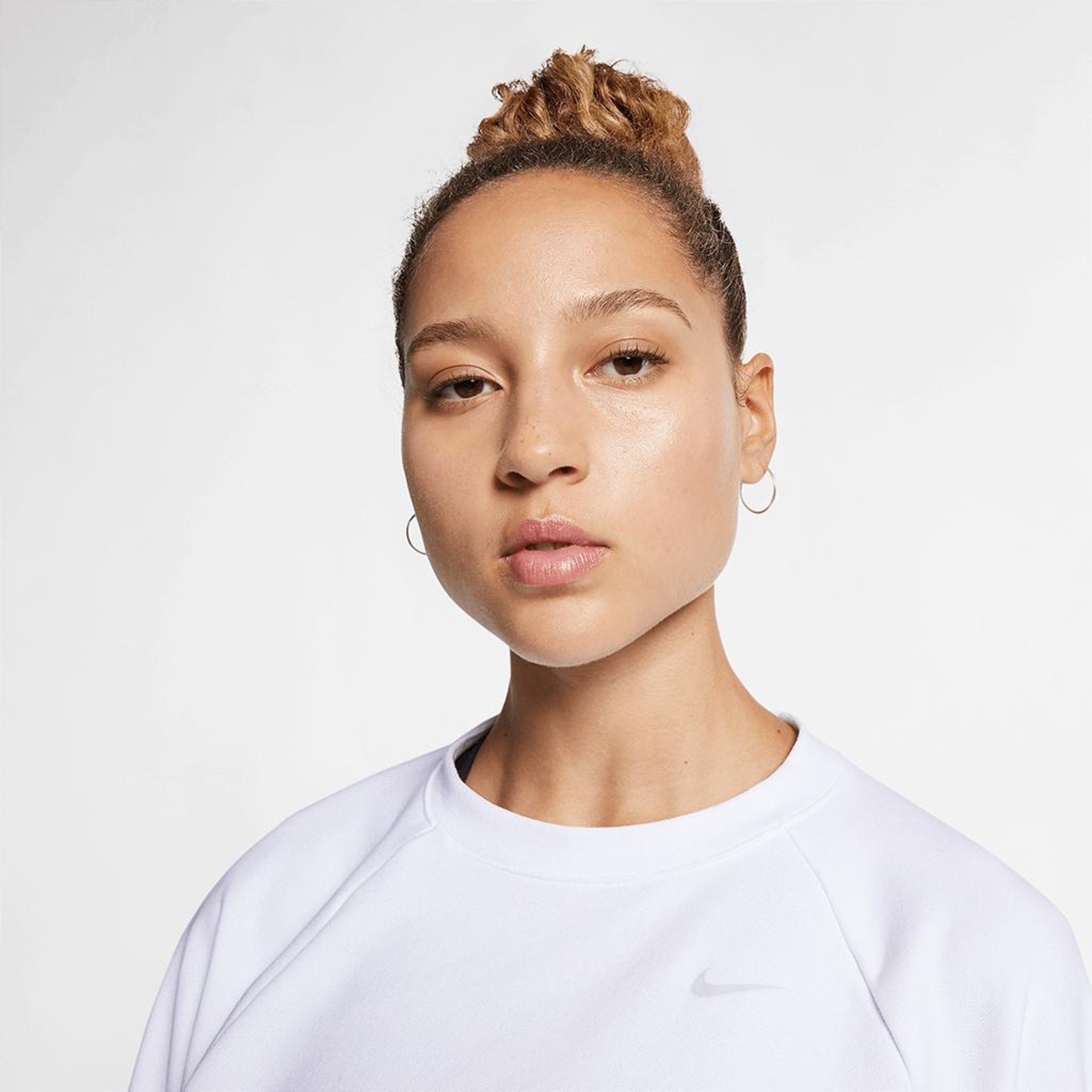Camiseta Nike Dri-Fit Feminina - Foto 3