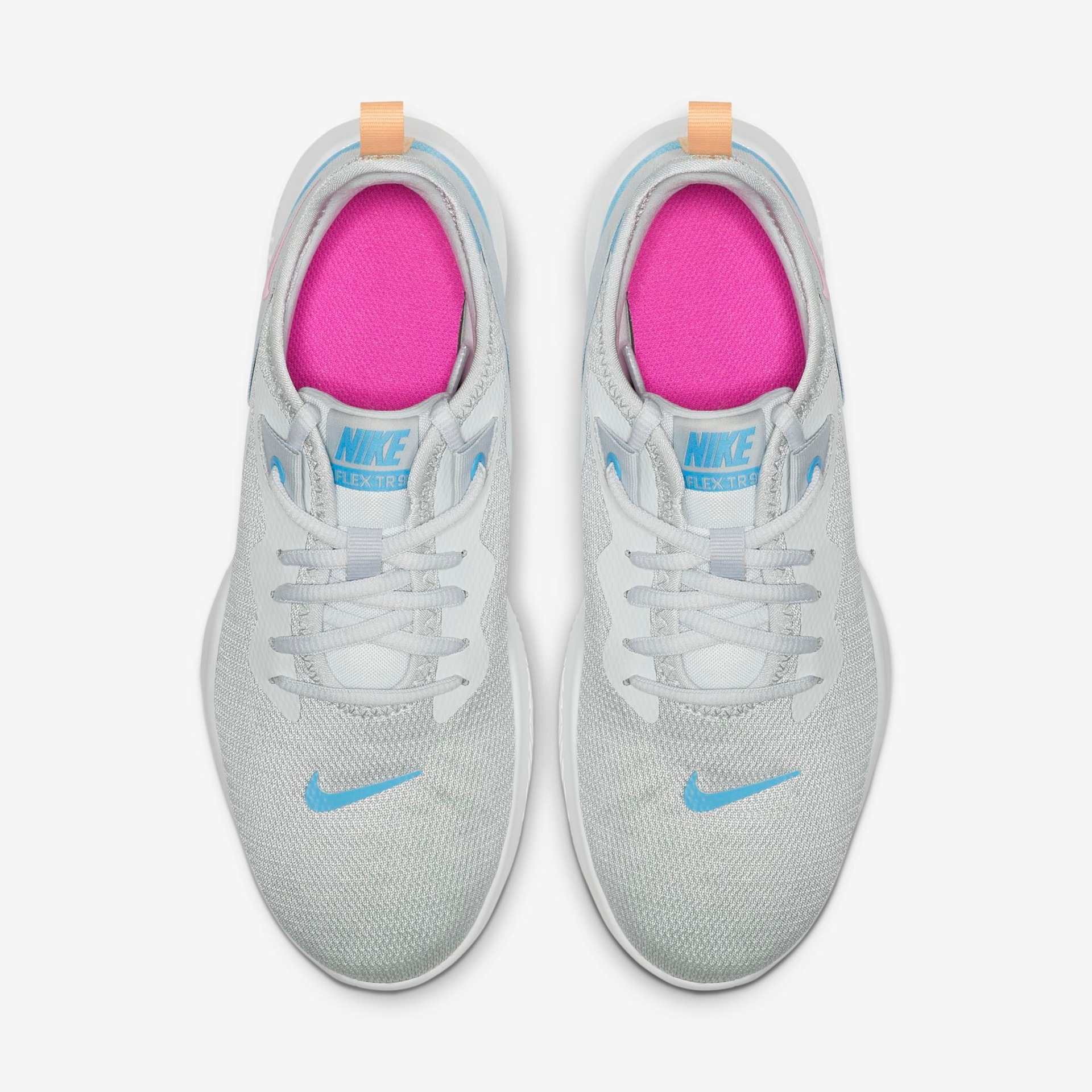 Tênis Nike Flex TR 9 Feminino - Foto 4