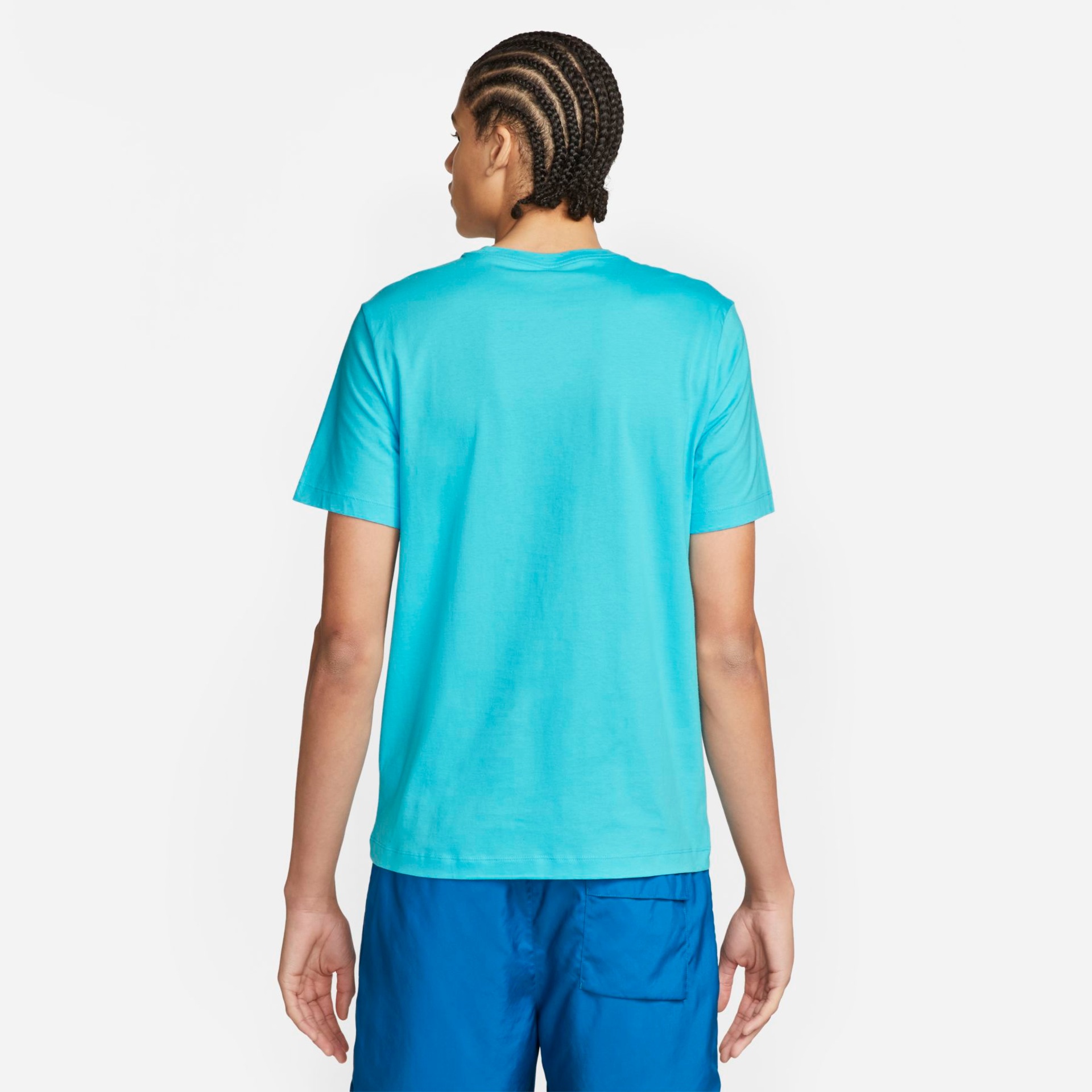 Camiseta Nike Sportswear Club Masculina - Foto 2