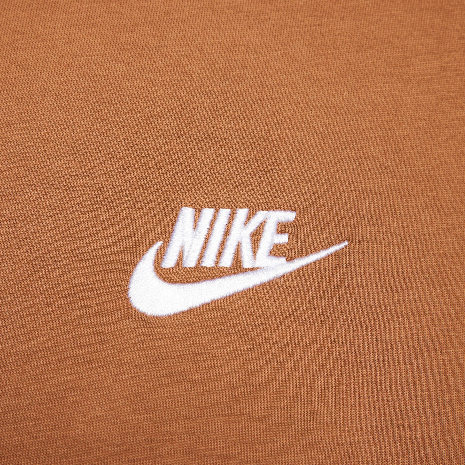 Camiseta Nike Sportswear Club Masculina - Foto 9