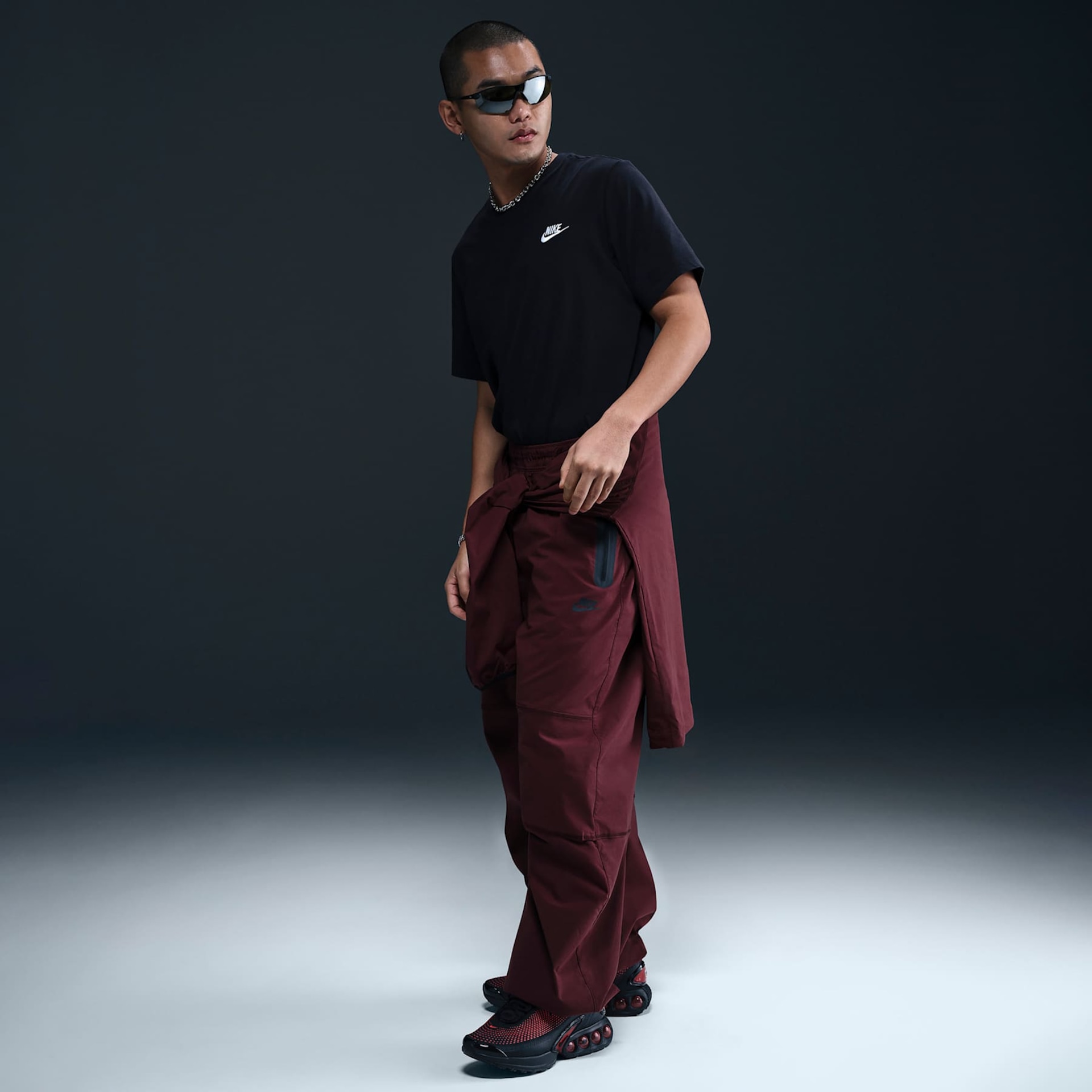 Camiseta Nike Sportswear Club Masculina - Foto 10