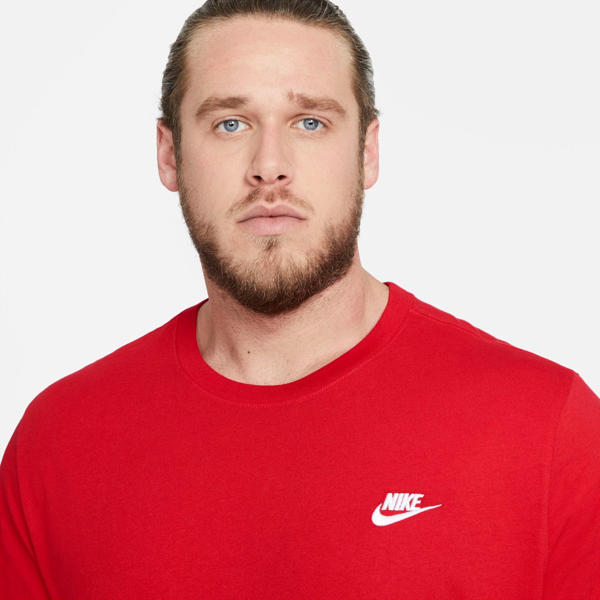 Camiseta Nike Sportswear Club Masculina - Foto 6