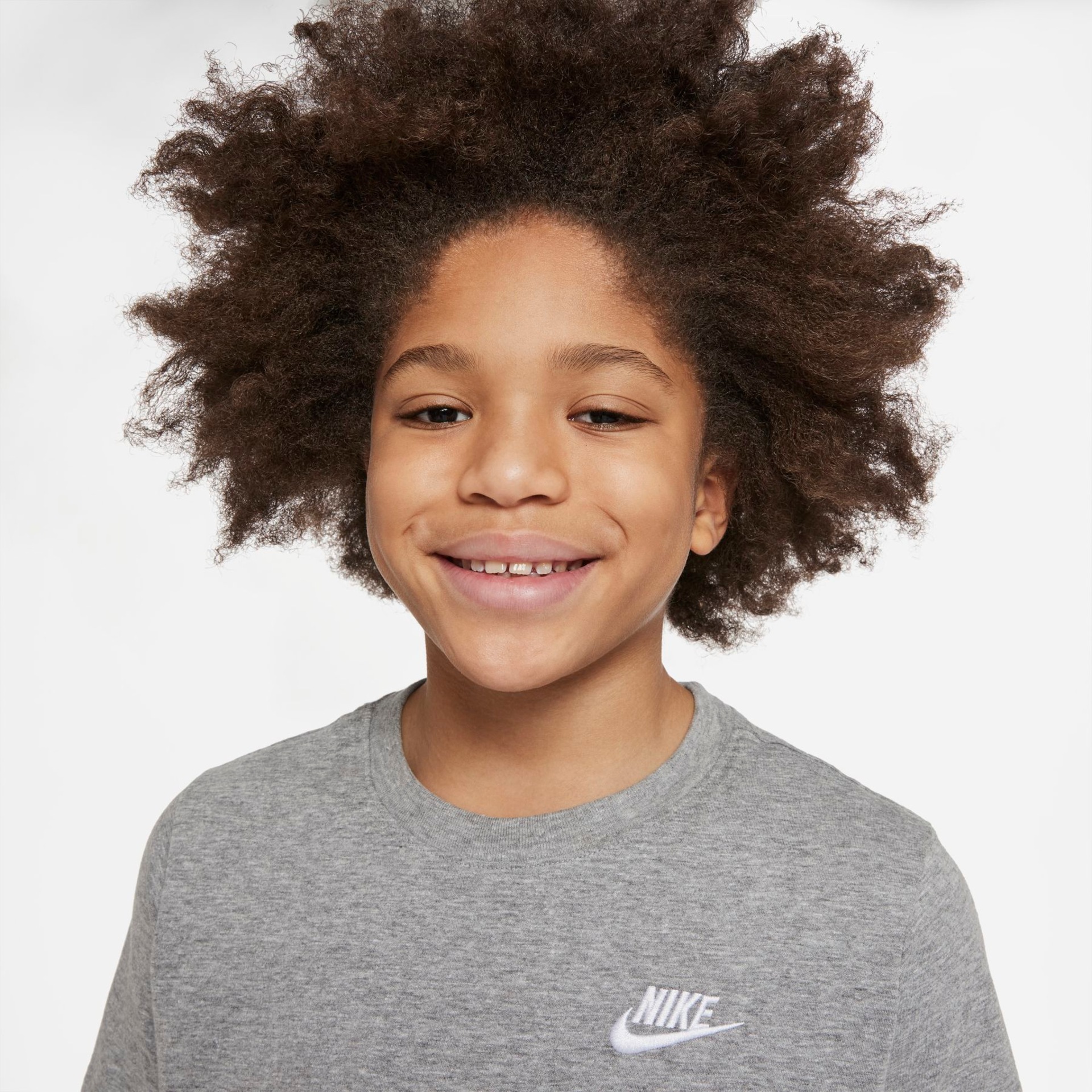 Camiseta Nike Sportswear Infantil - Foto 3