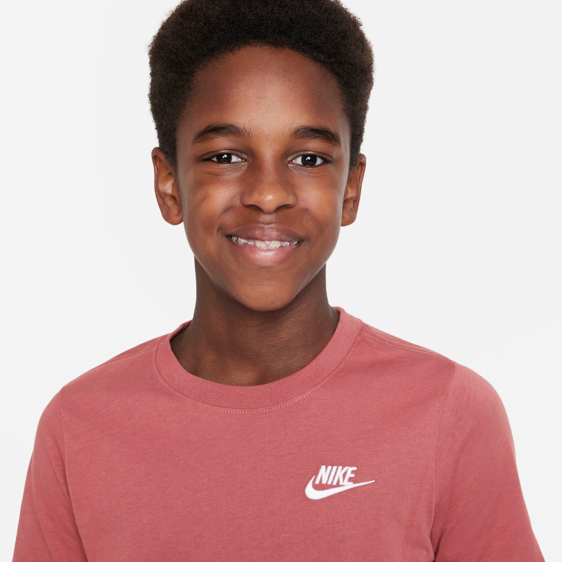 Camiseta Nike Sportswear Infantil - Foto 3