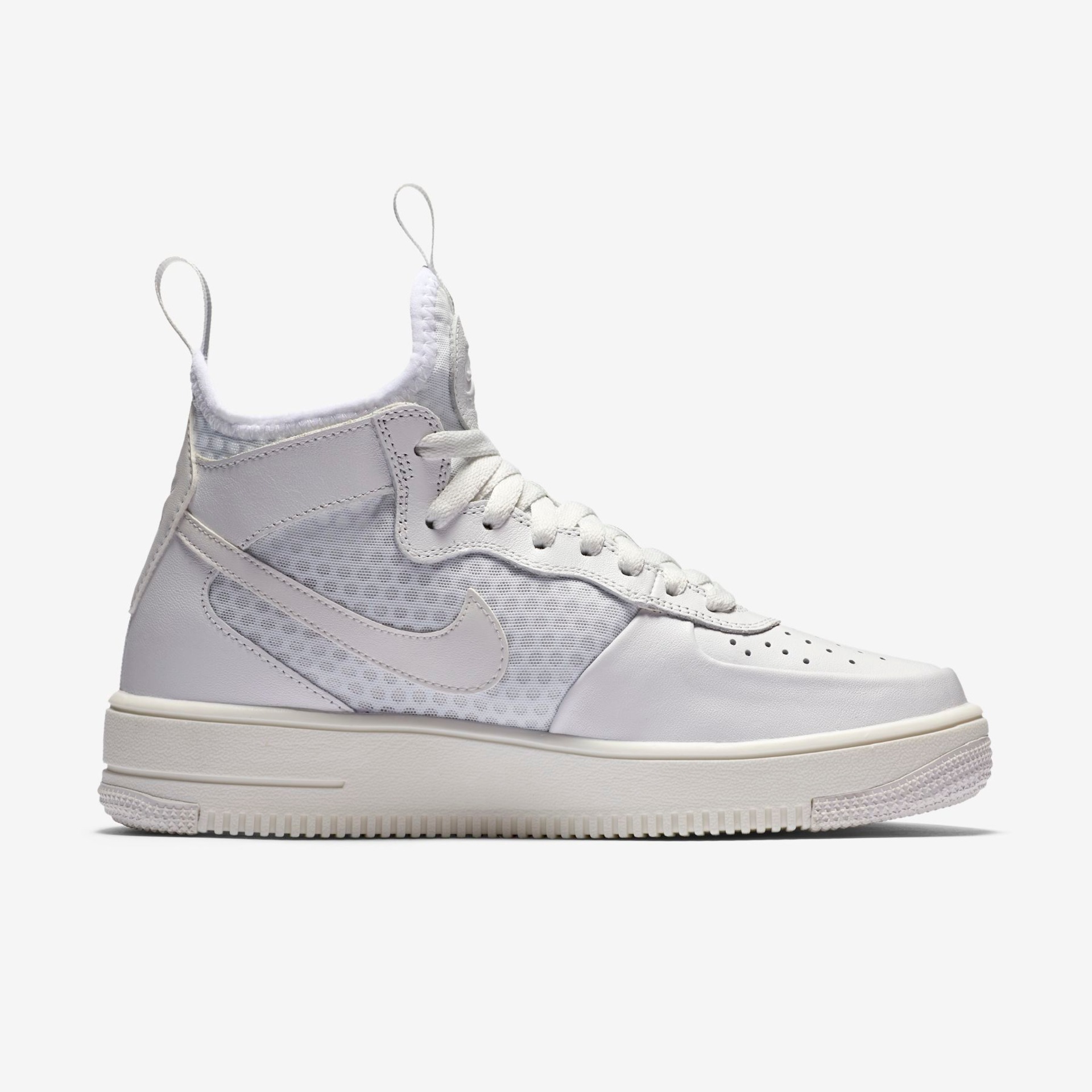Tênis Nike Air Force 1 UltraForce Mid Feminino - Foto 3