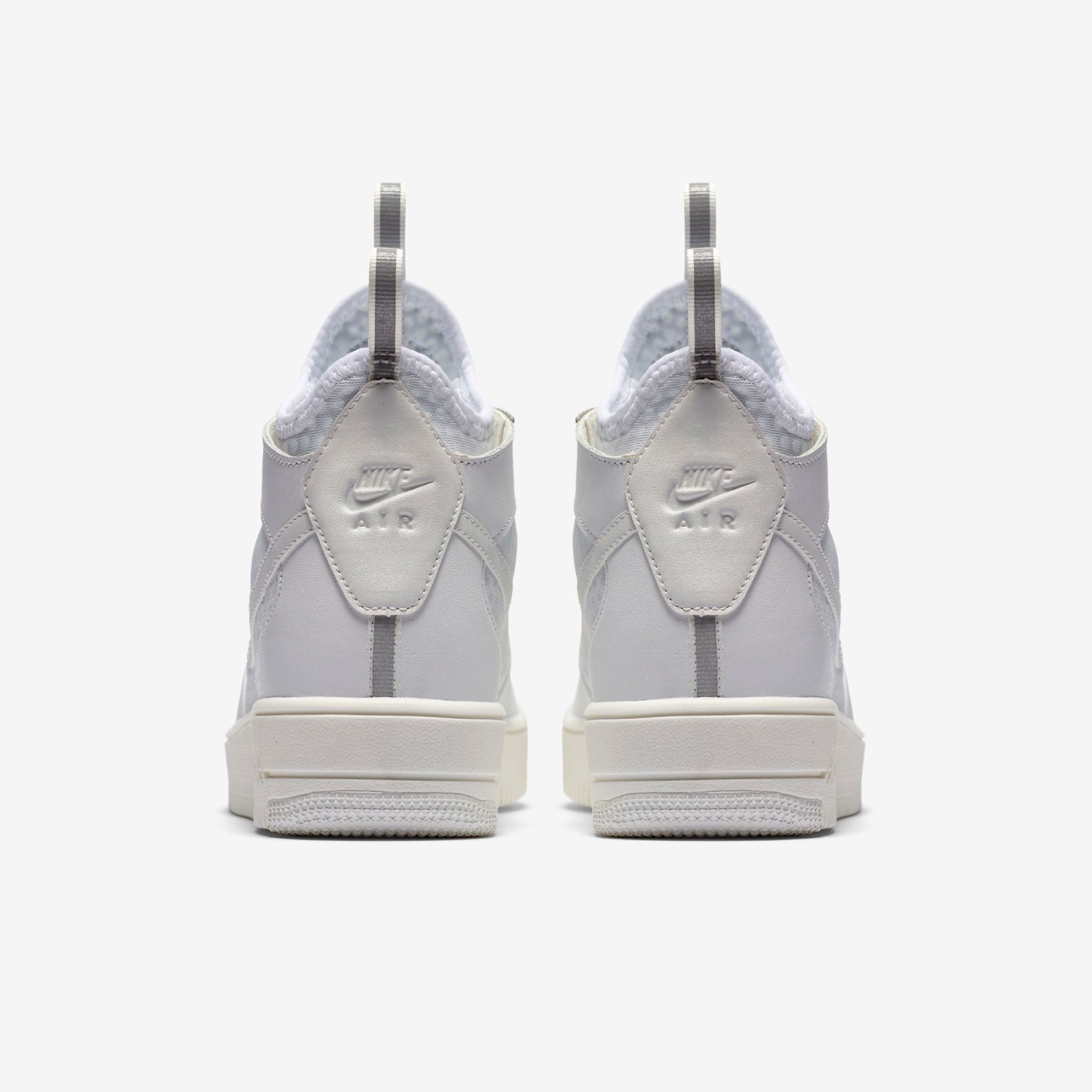 Tênis Nike Air Force 1 UltraForce Mid Feminino - Foto 6