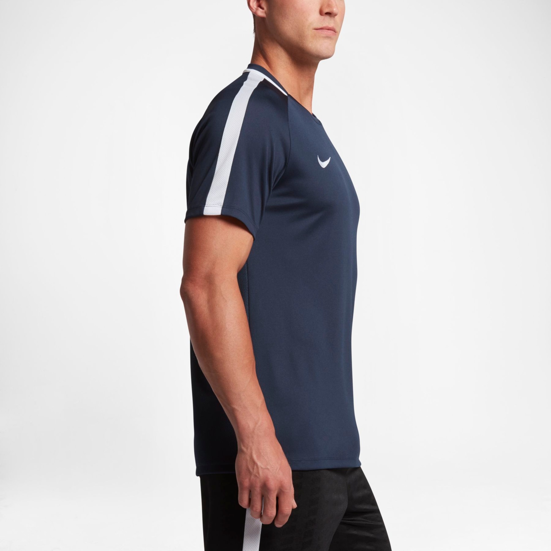 Camiseta Nike Dri-Fit Academy Masculina - Foto 2