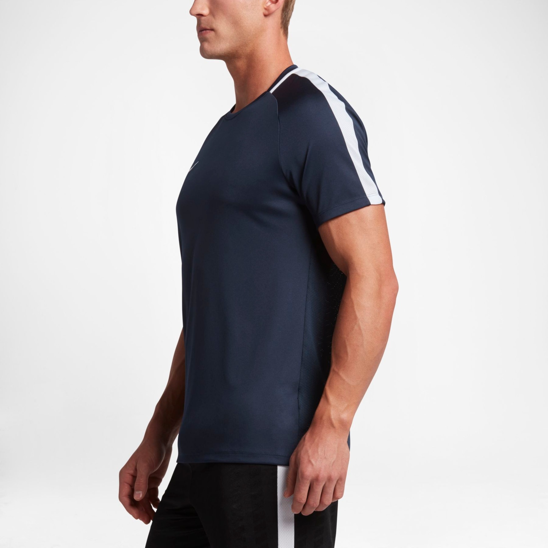 Camiseta Nike Dri-Fit Academy Masculina - Foto 3