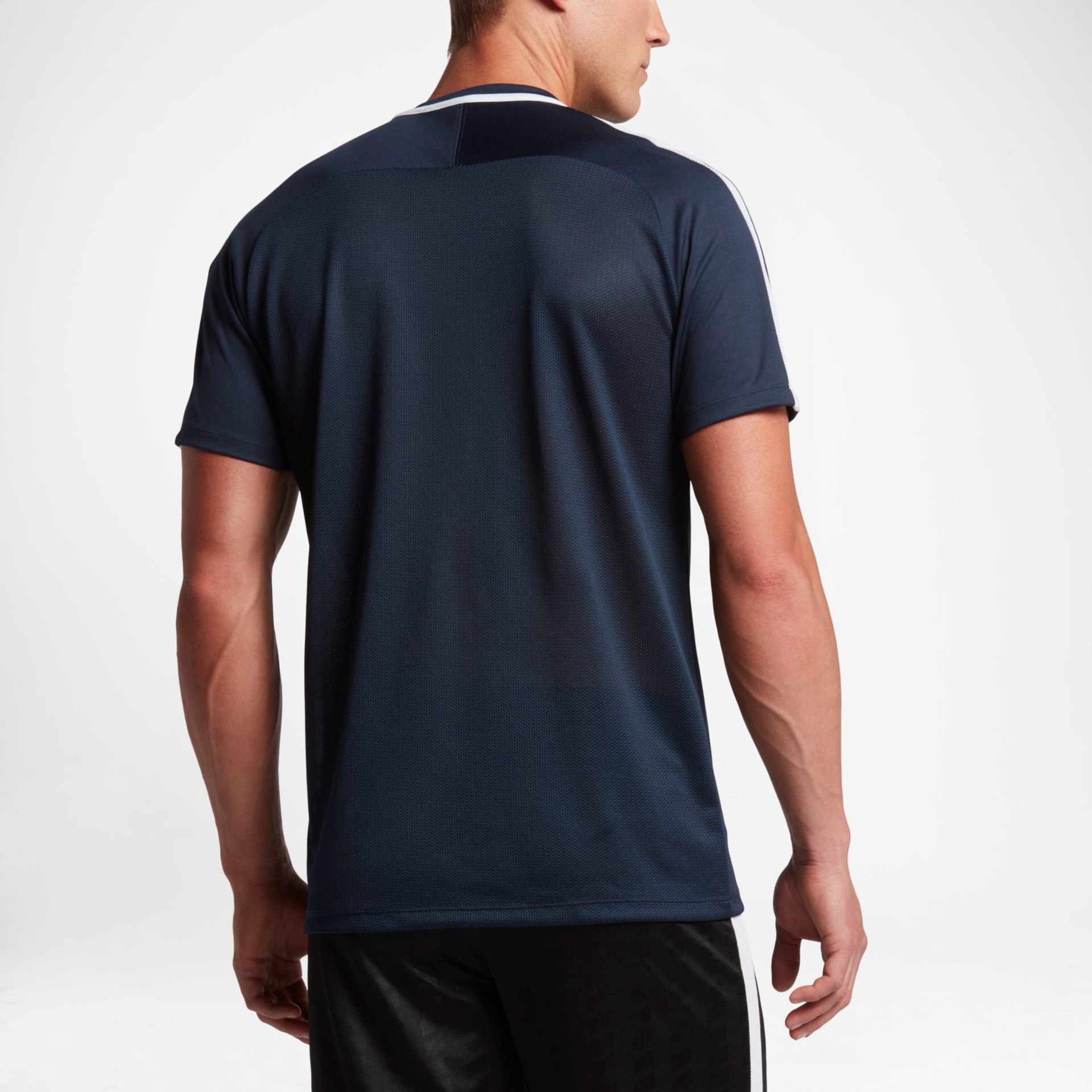 Camiseta Nike Dri-Fit Academy Masculina - Foto 4