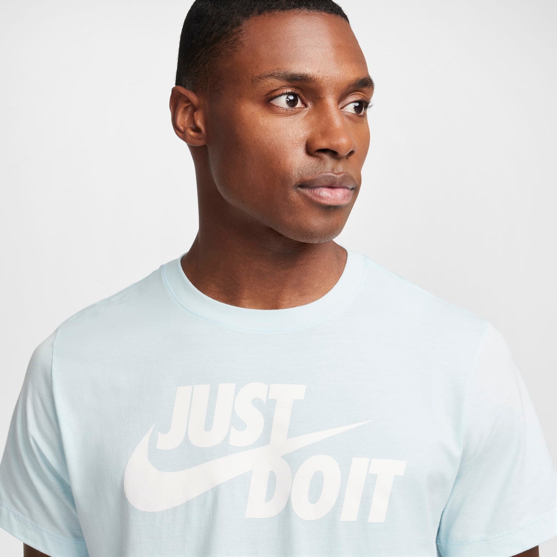 Camiseta Nike Sportswear JDI Masculina - Foto 3