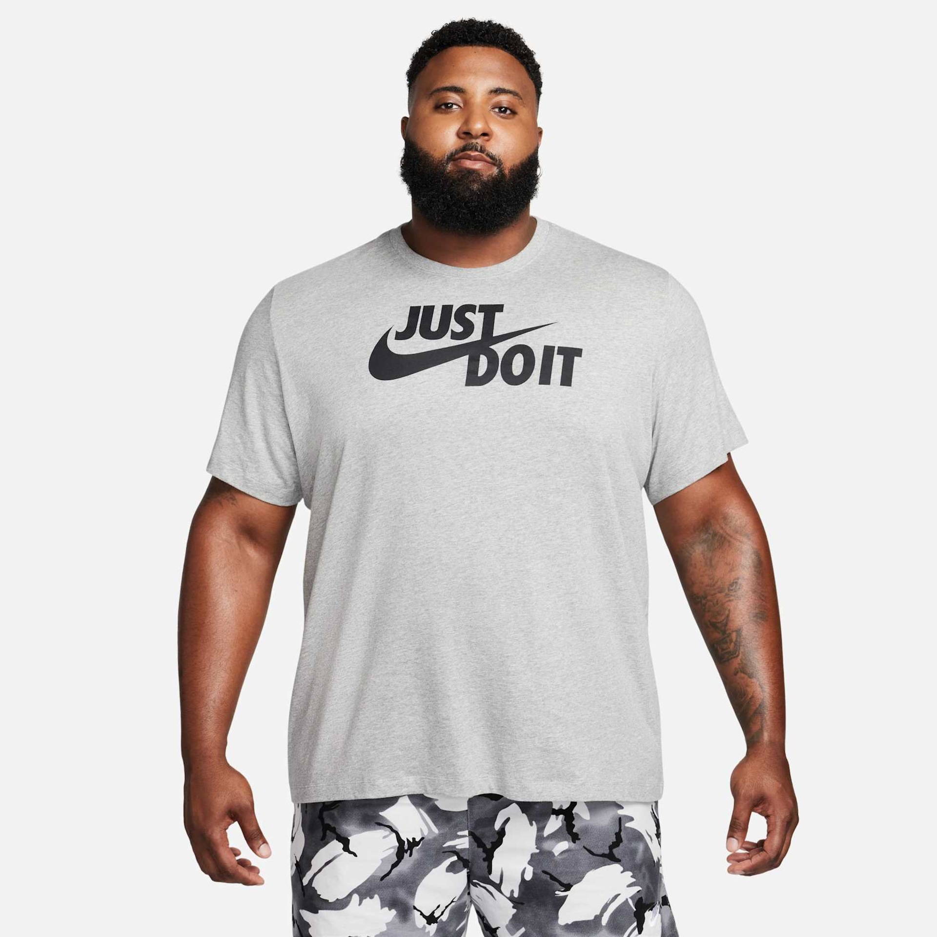 Camiseta Nike Sportswear JDI Masculina - Foto 5