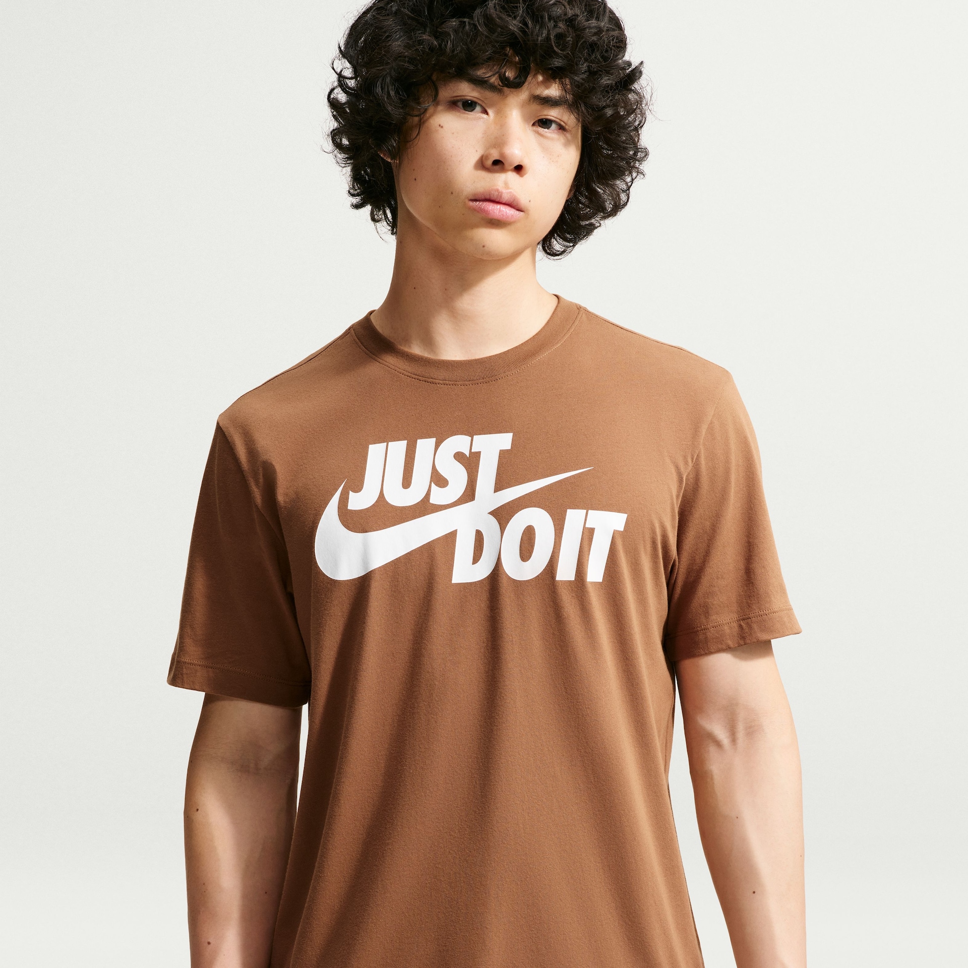 Camiseta Nike Sportswear JDI Masculina - Foto 1