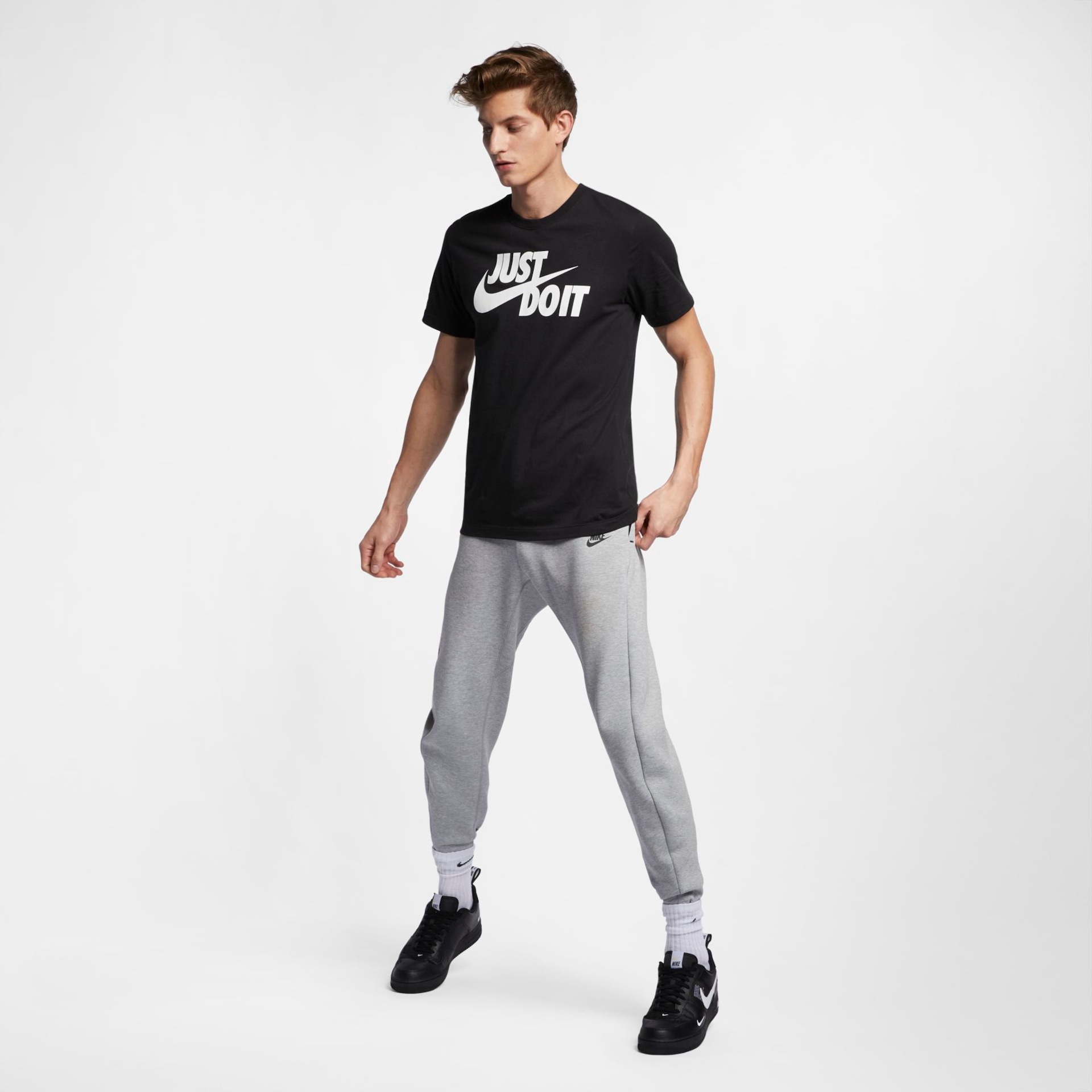 Camiseta Nike Sportswear JDI Masculina - Foto 2