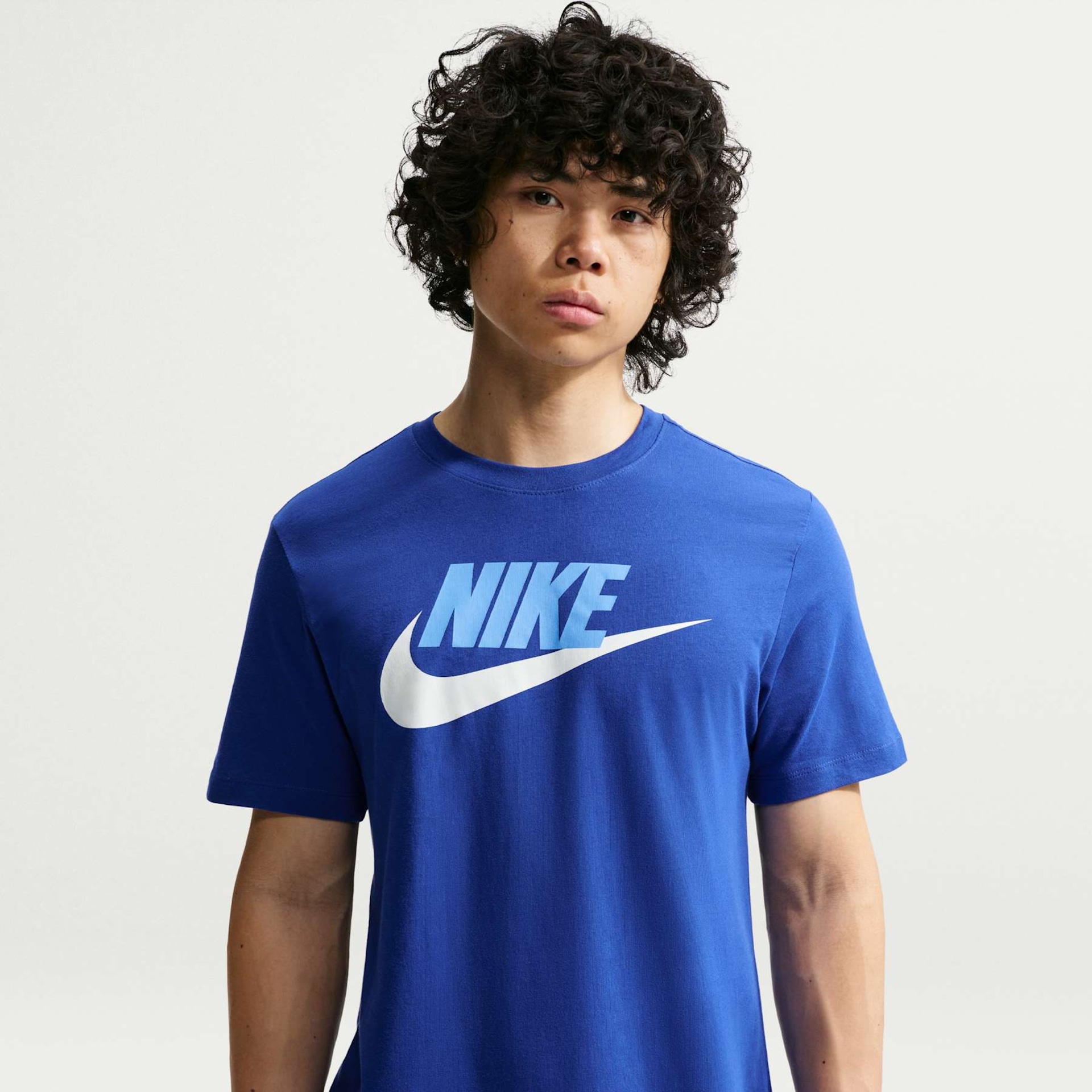 Camiseta Nike Sportswear Icon Futura Masculina - Foto 1