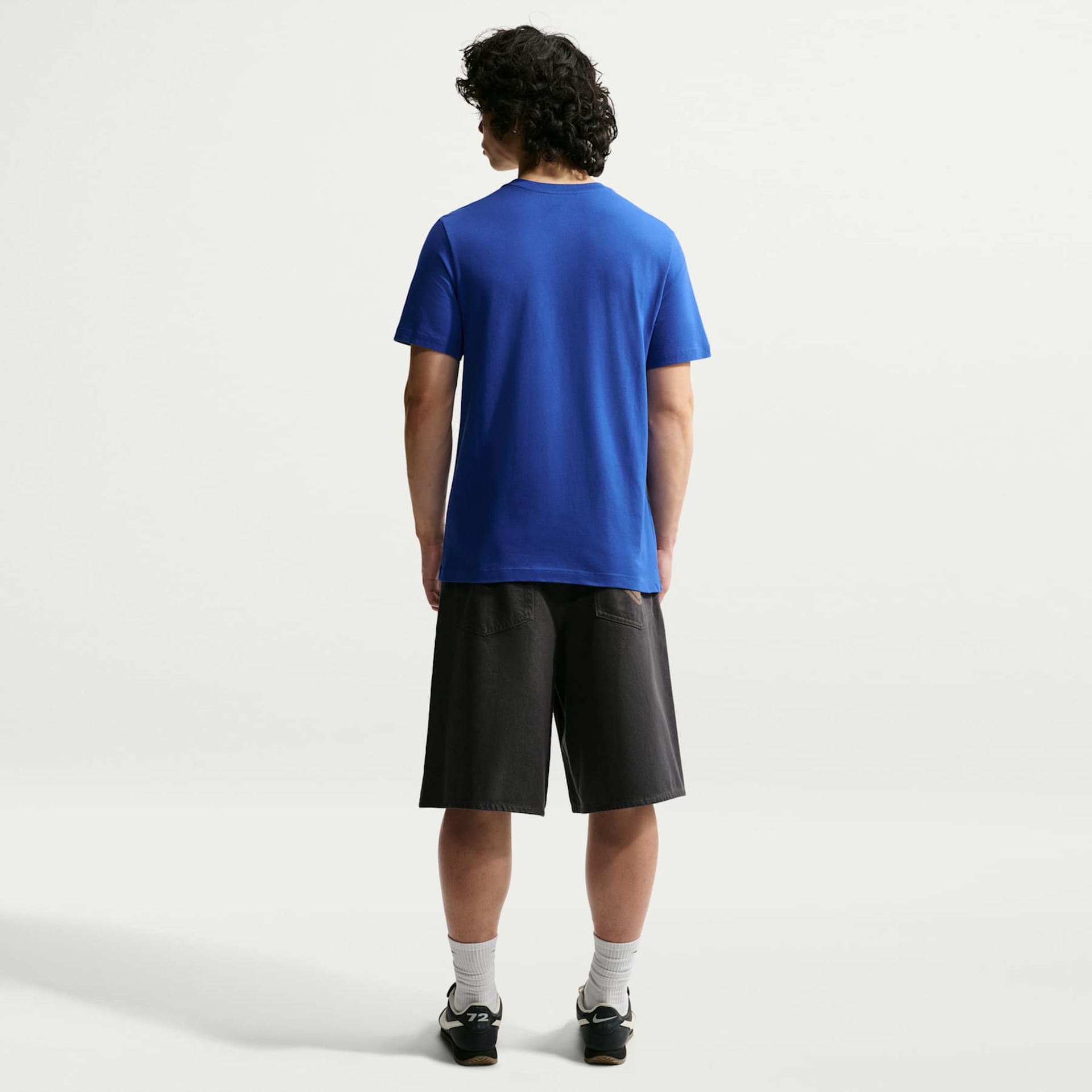 Camiseta Nike Sportswear Icon Futura Masculina - Foto 5