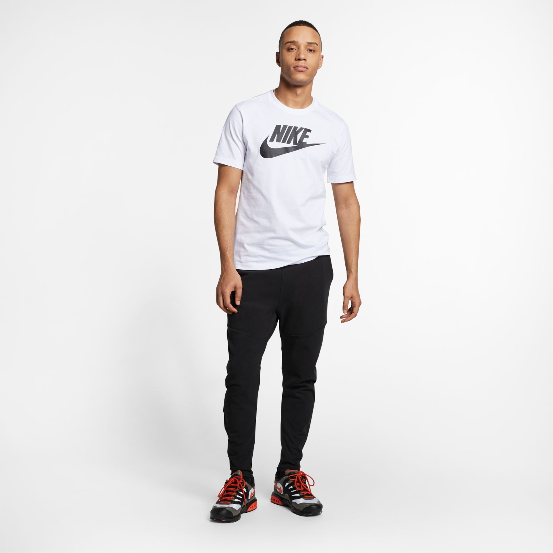Camiseta Nike Sportswear Icon Futura Masculina - Foto 4